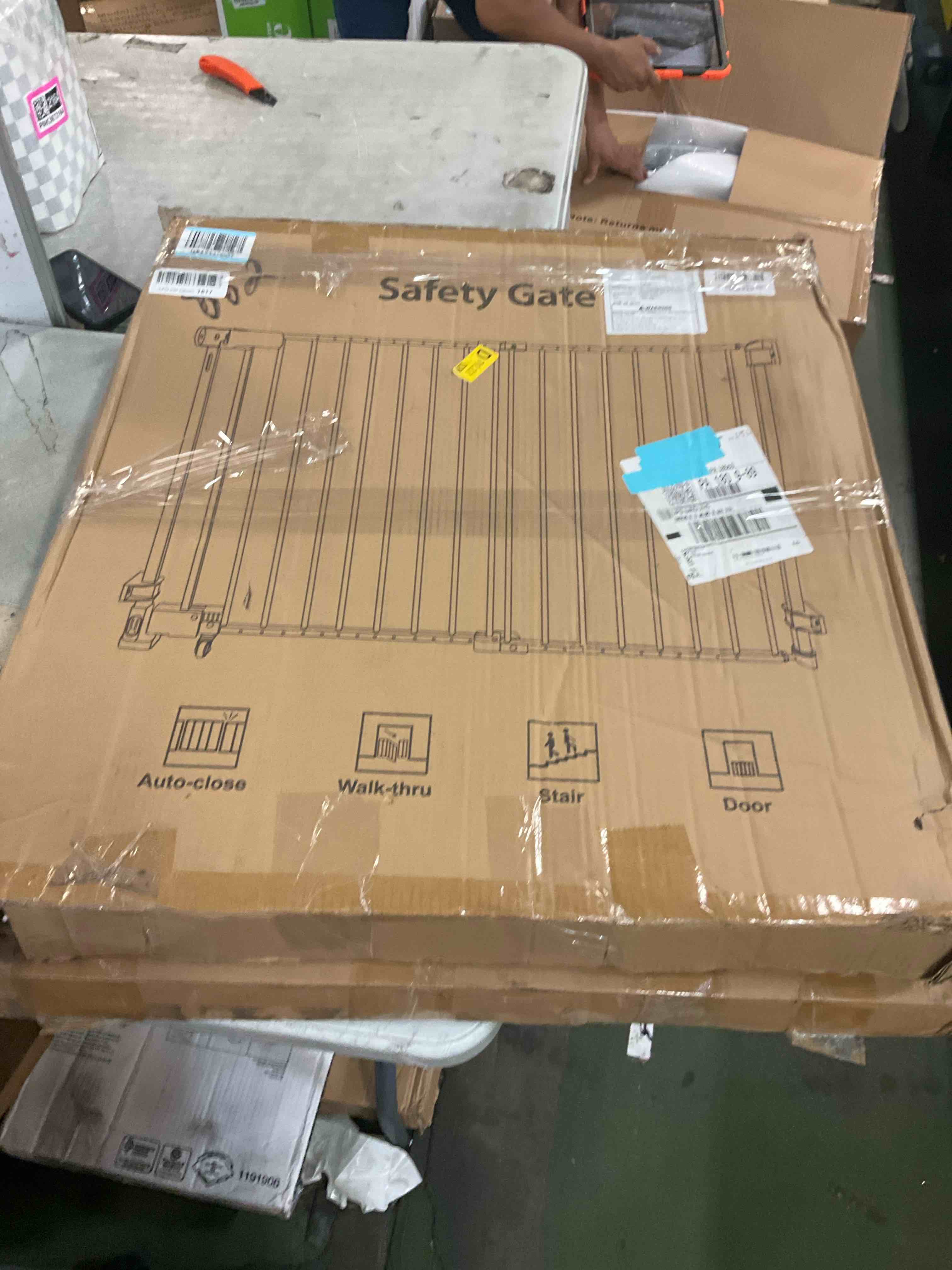 https://s3.amazonaws.com/lotting-images-prod/bidfta/PPE3543540_1752777271765.jpeg