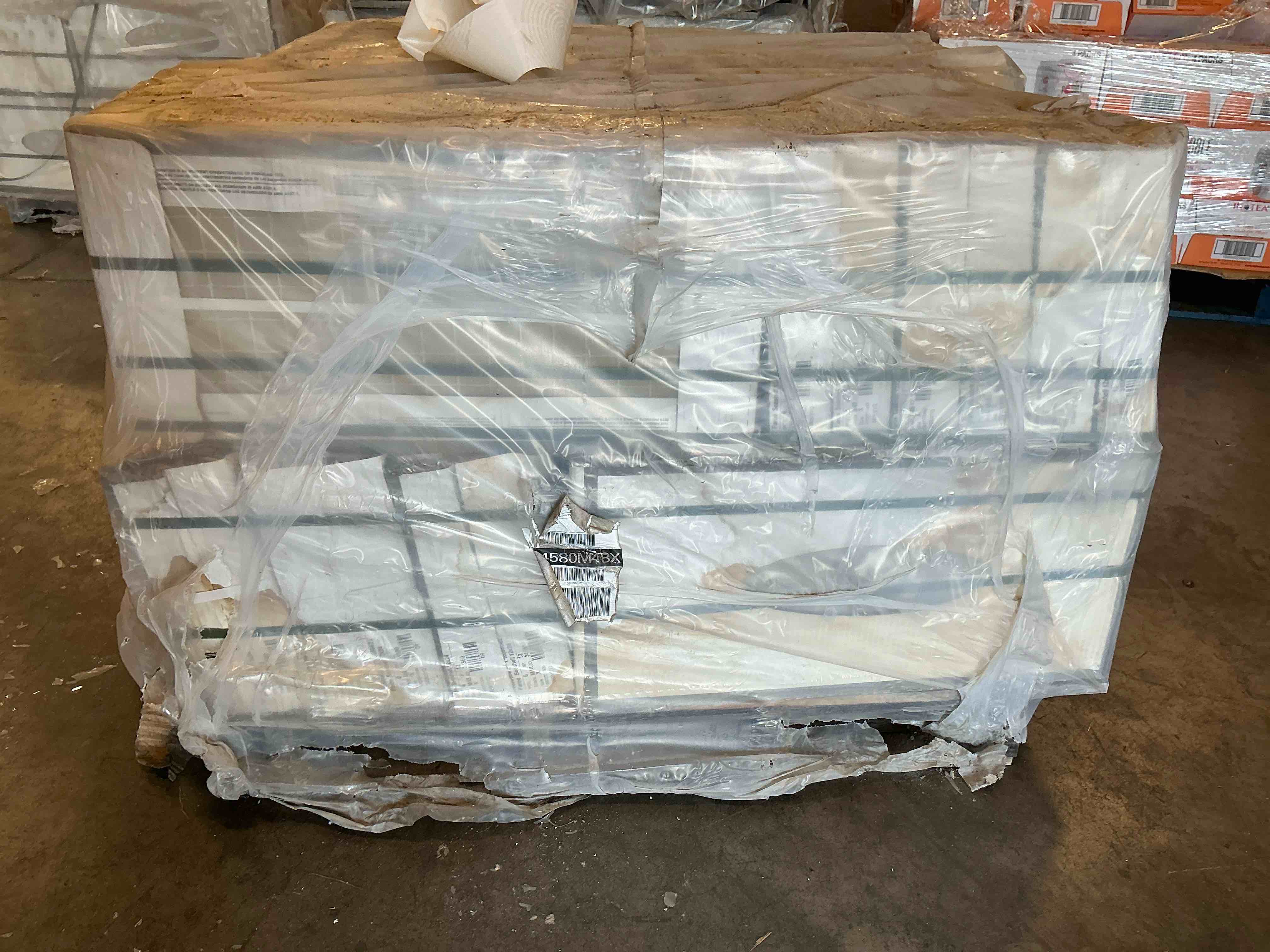 https://s3.amazonaws.com/lotting-images-prod/bidfta/PPE3545797_1753125238379.jpeg
