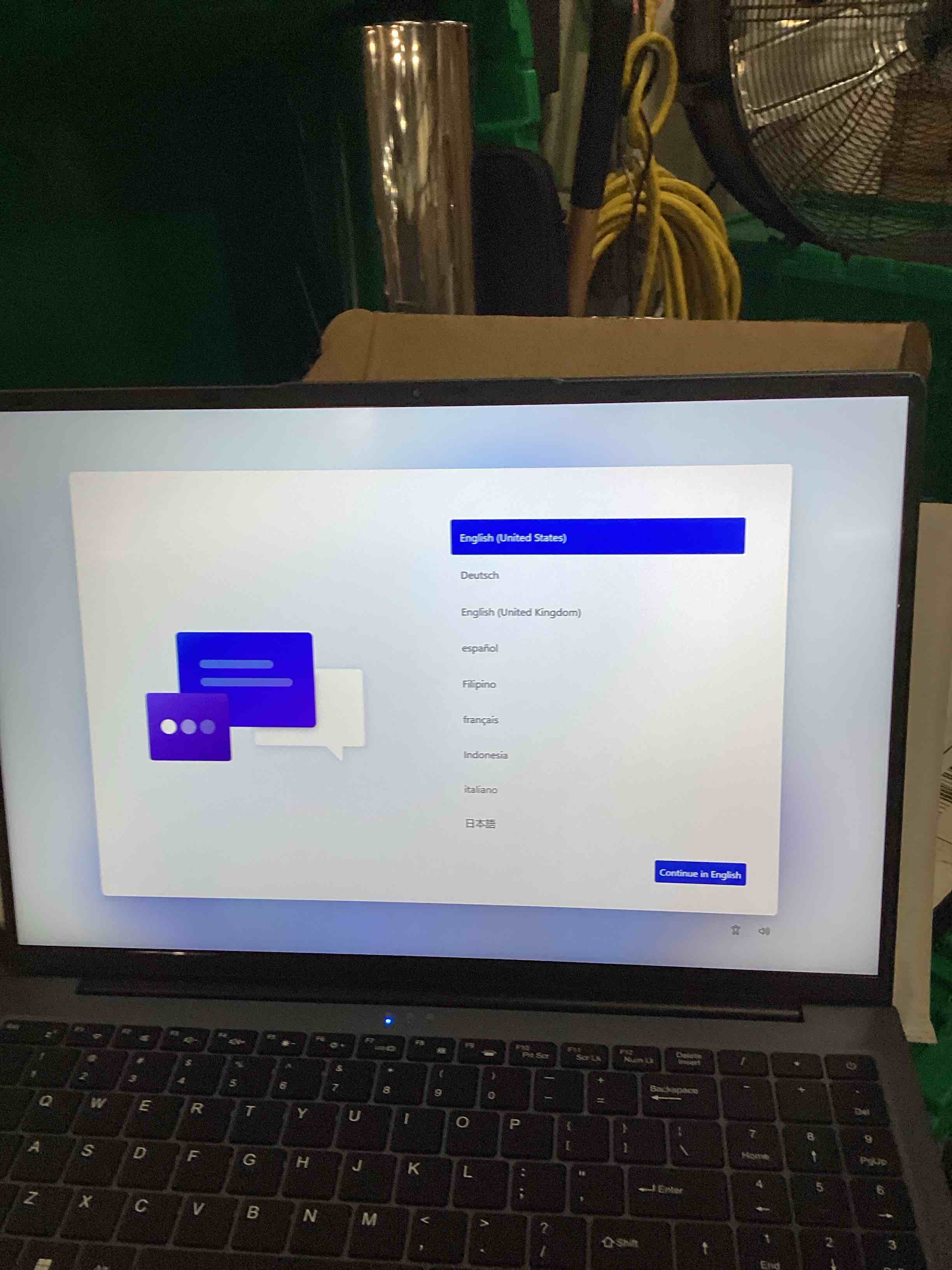 https://s3.amazonaws.com/lotting-images-prod/bidfta/PPE3569122_1779457107486.jpeg