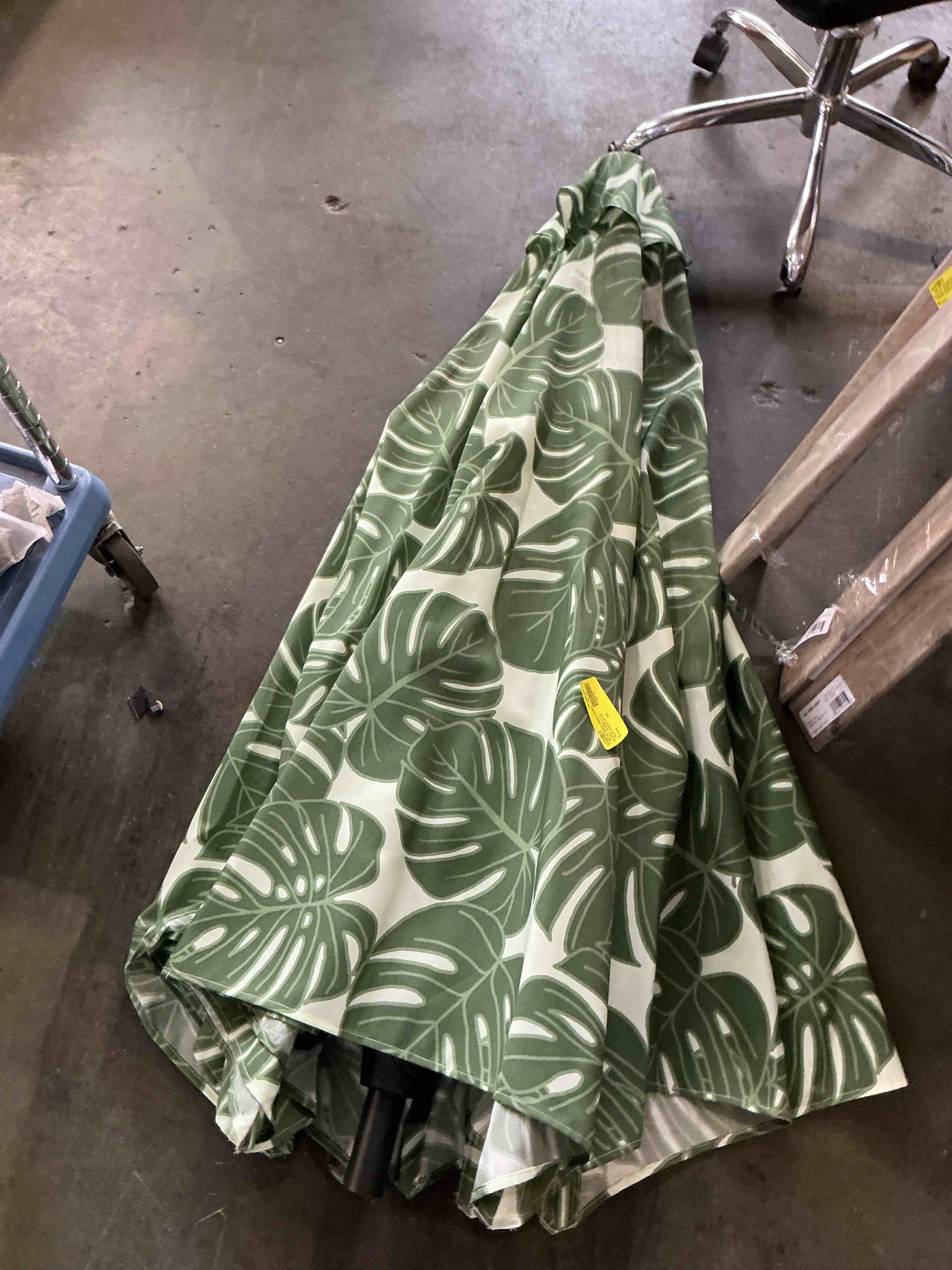https://s3.amazonaws.com/lotting-images-prod/bidfta/PPE3574437_1755873971702.jpeg