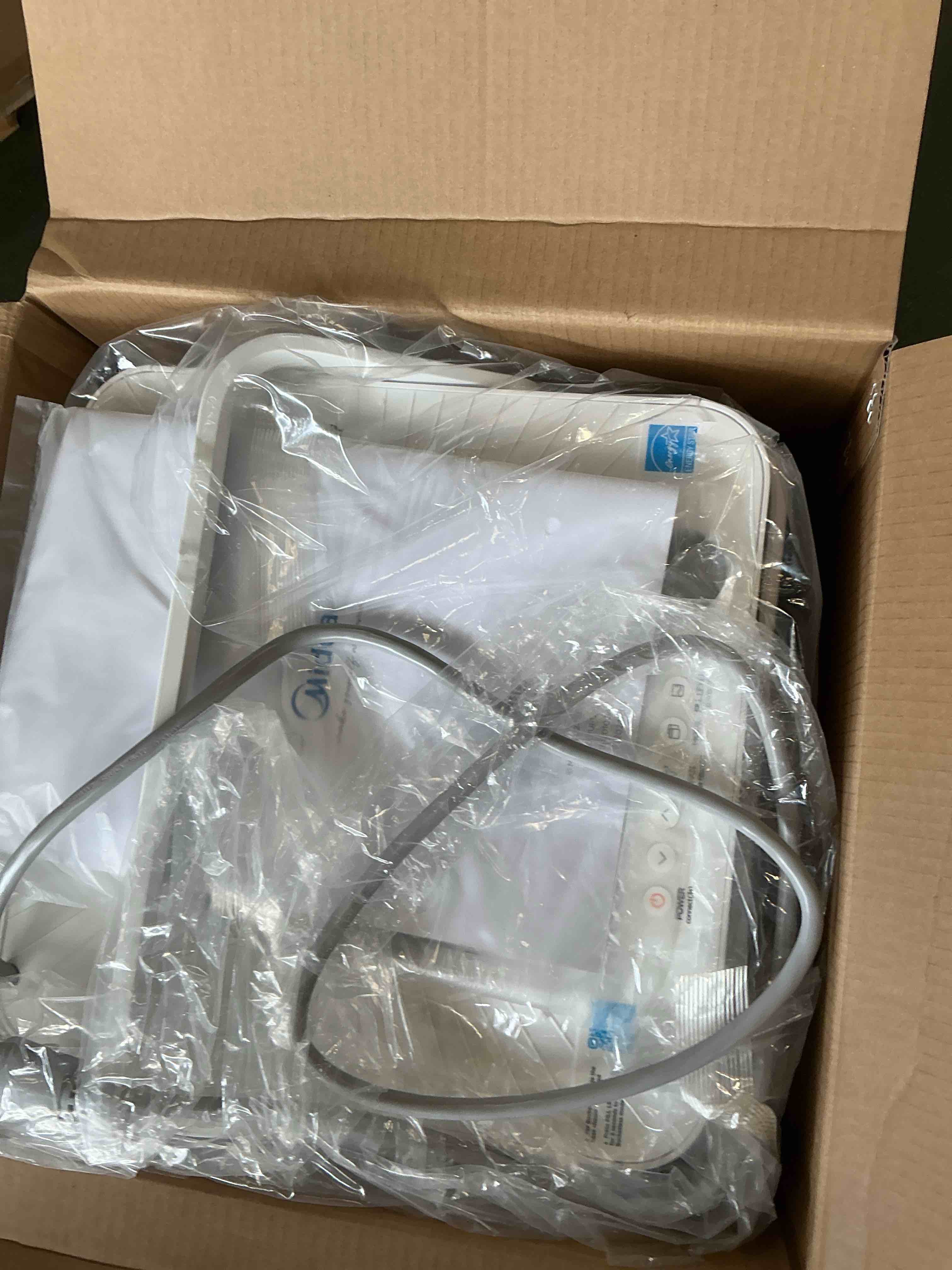 https://s3.amazonaws.com/lotting-images-prod/bidfta/PPE3574554_1756141924726.jpeg