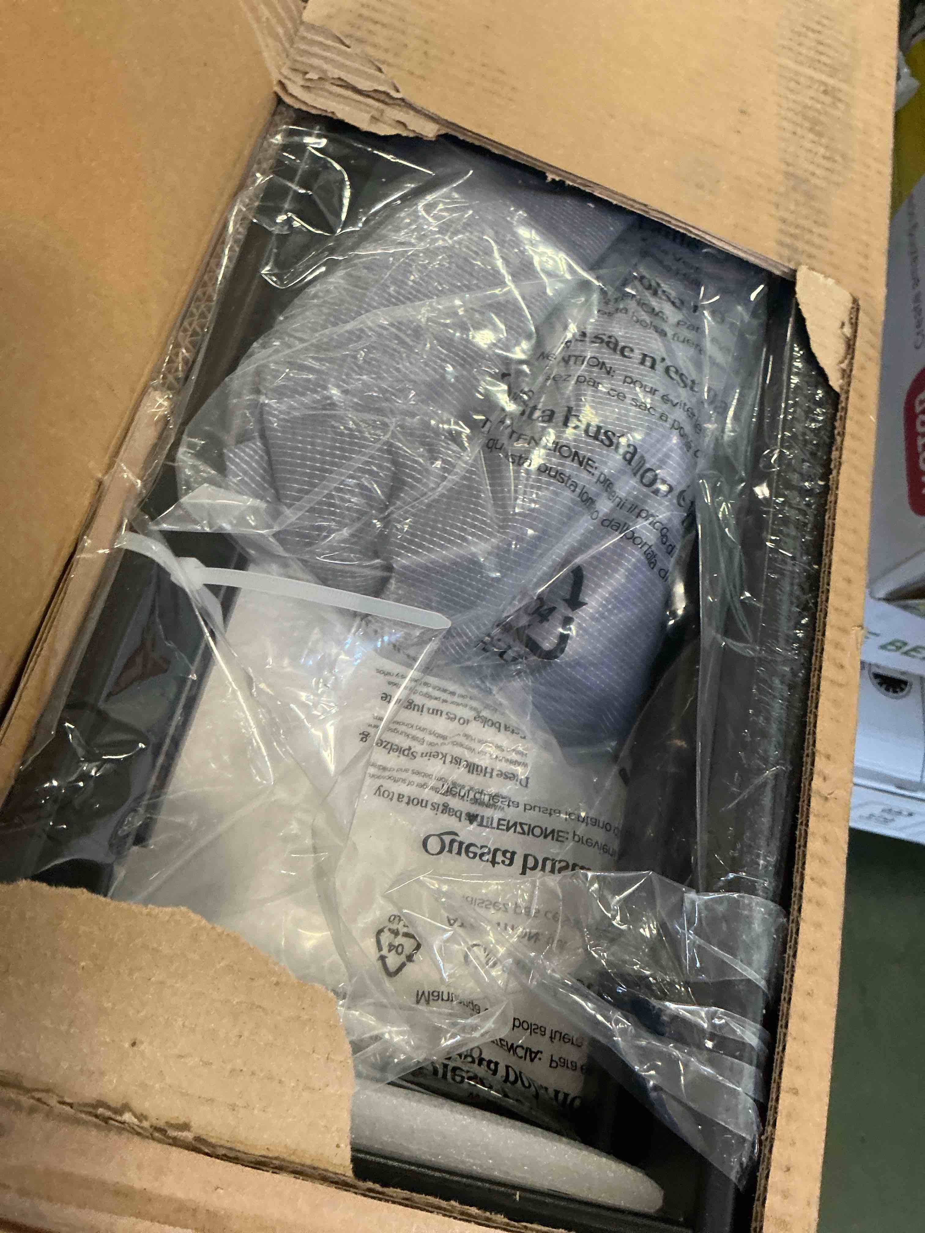 https://s3.amazonaws.com/lotting-images-prod/bidfta/PPE3579620_1757531894801.jpeg