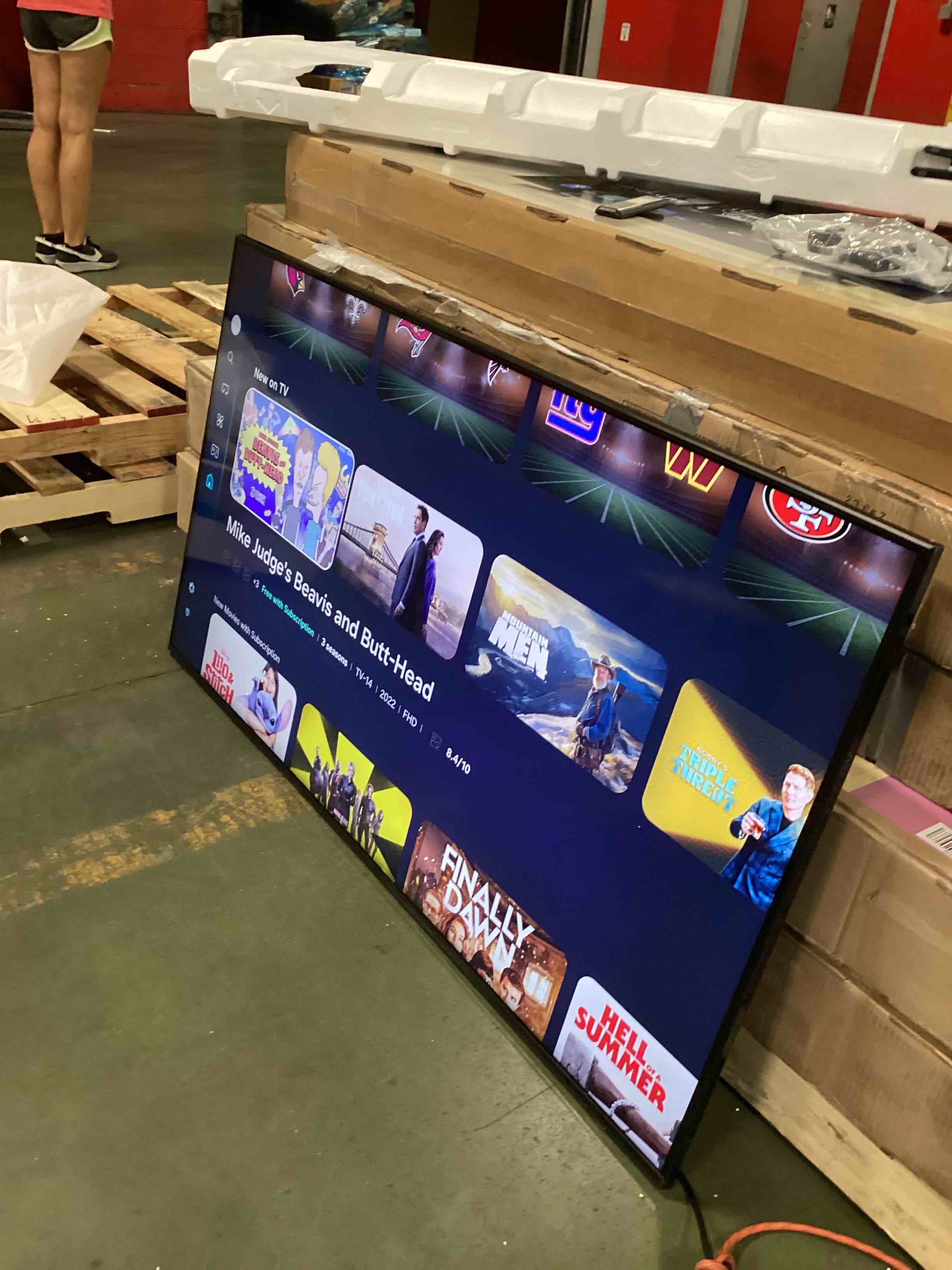 https://s3.amazonaws.com/lotting-images-prod/bidfta/PPE3580360_1758806904590.jpeg