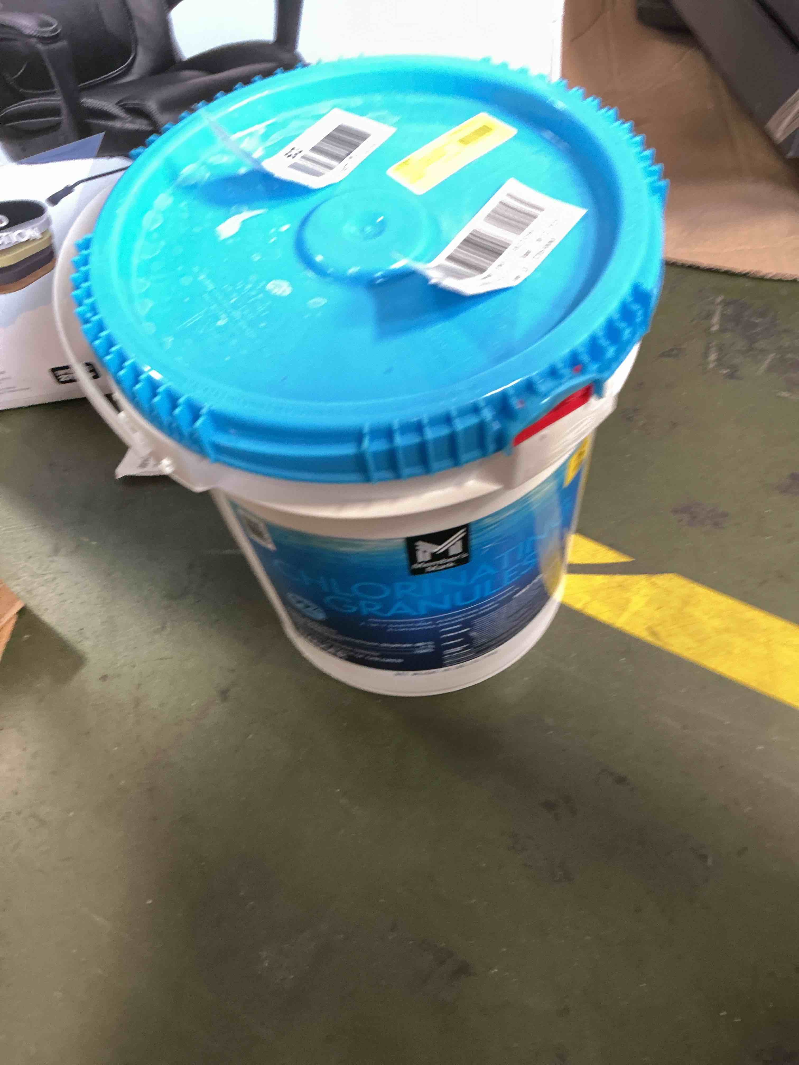 https://s3.amazonaws.com/lotting-images-prod/bidfta/PPE3583587_1758562574807.jpeg