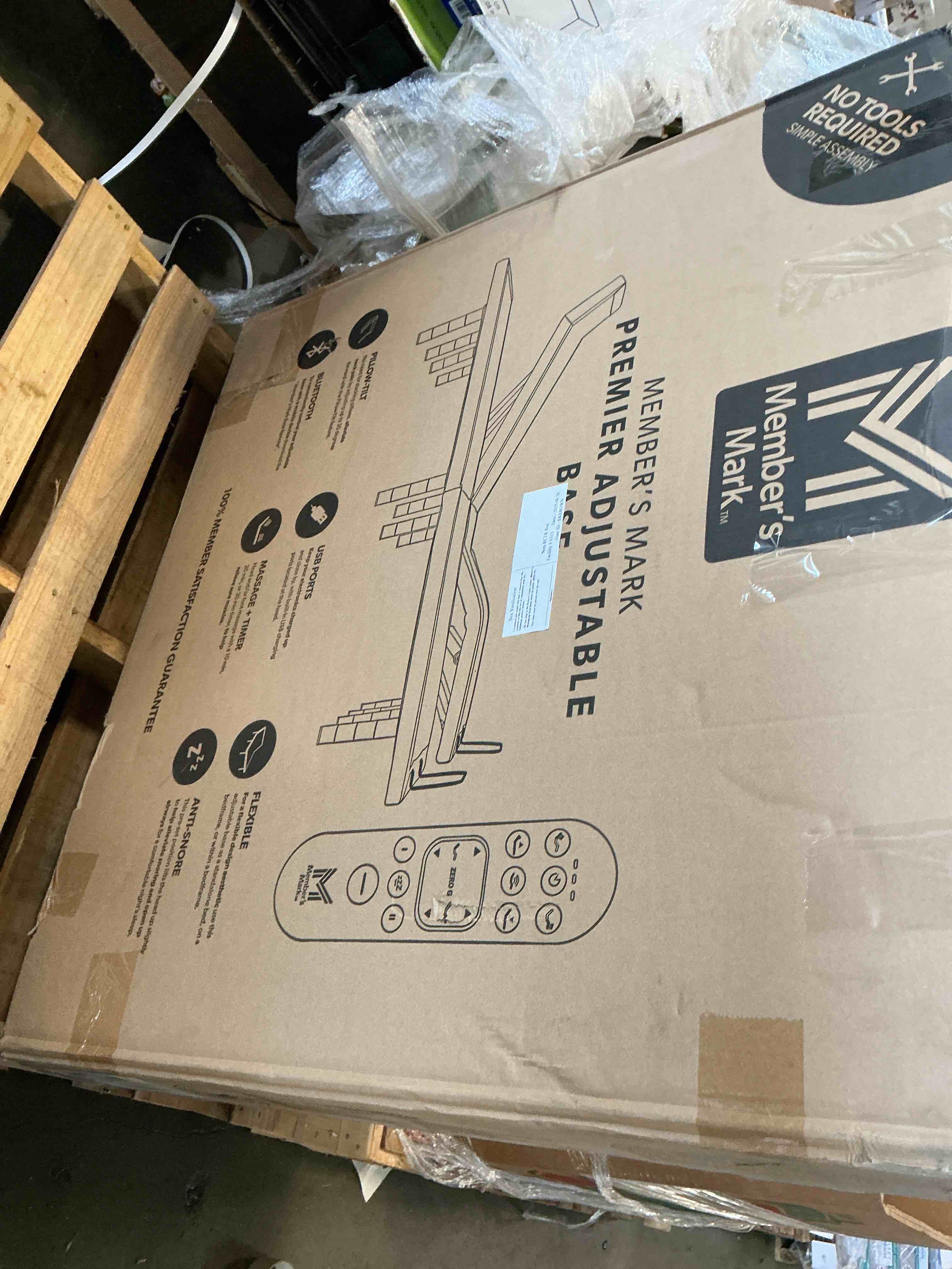https://s3.amazonaws.com/lotting-images-prod/bidfta/PPE3584192_1759425405324.jpeg