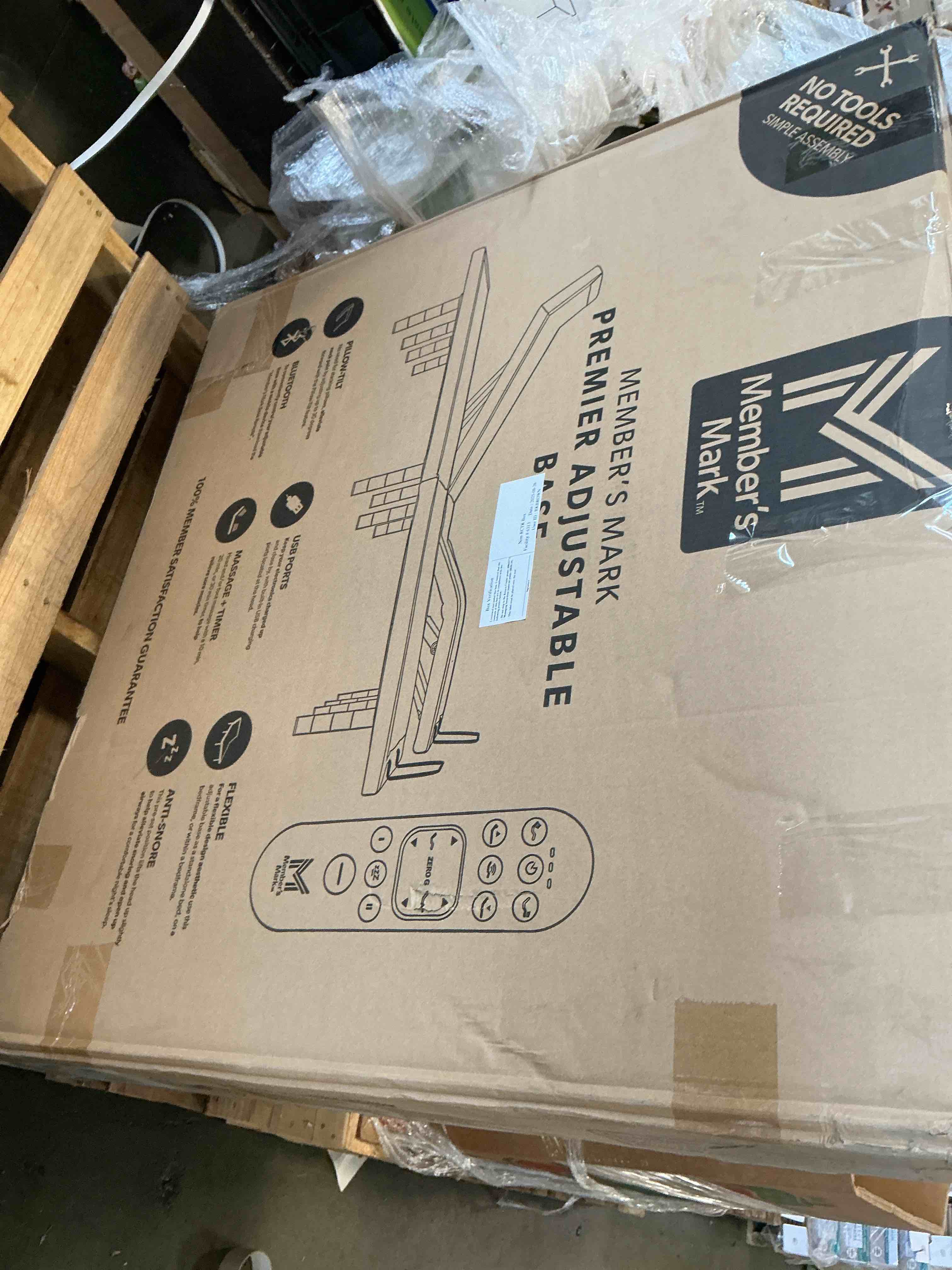 https://s3.amazonaws.com/lotting-images-prod/bidfta/PPE3584192_1759425406574.jpeg