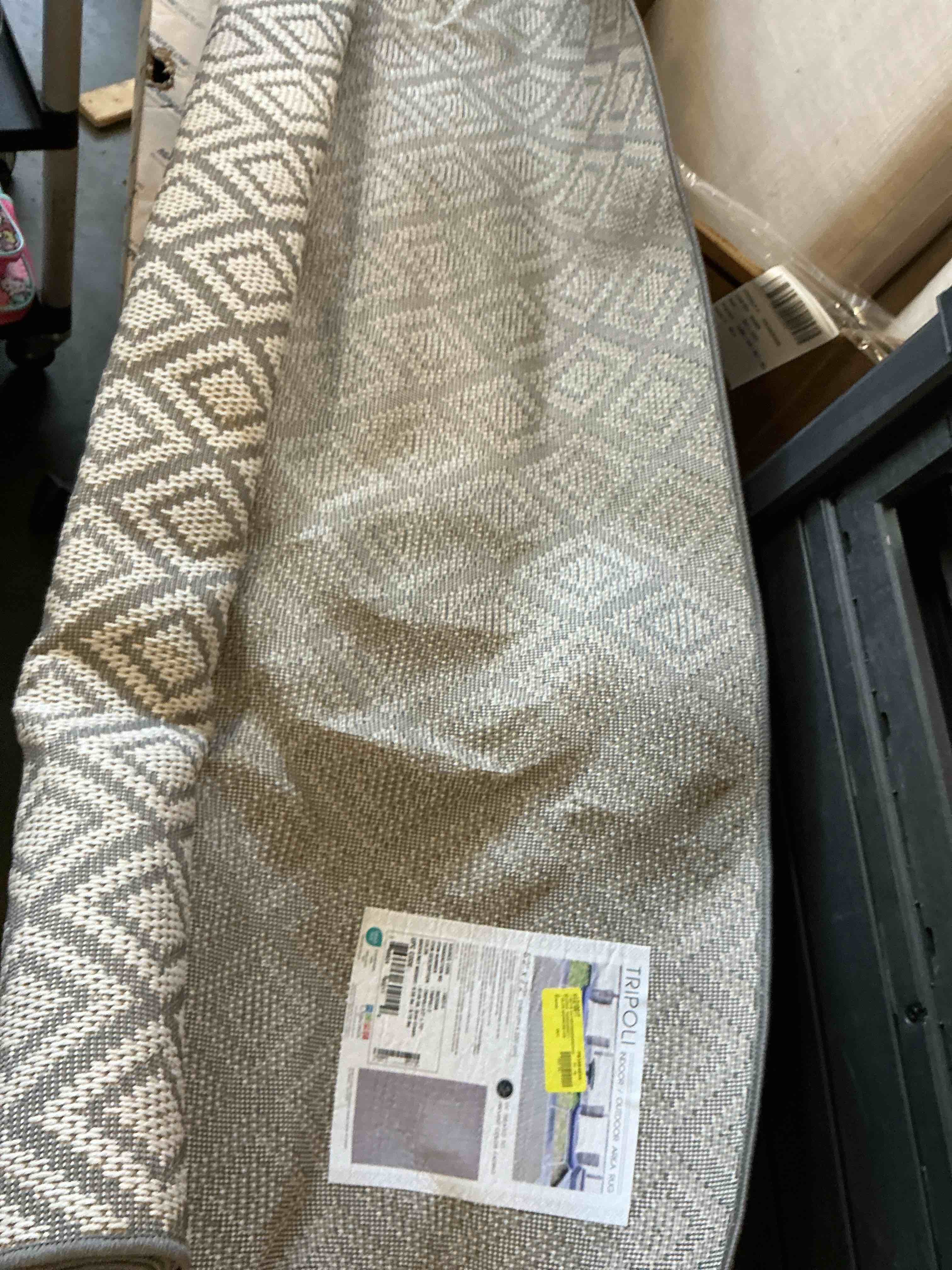 https://s3.amazonaws.com/lotting-images-prod/bidfta/PPE3584194_1759425859756.jpeg