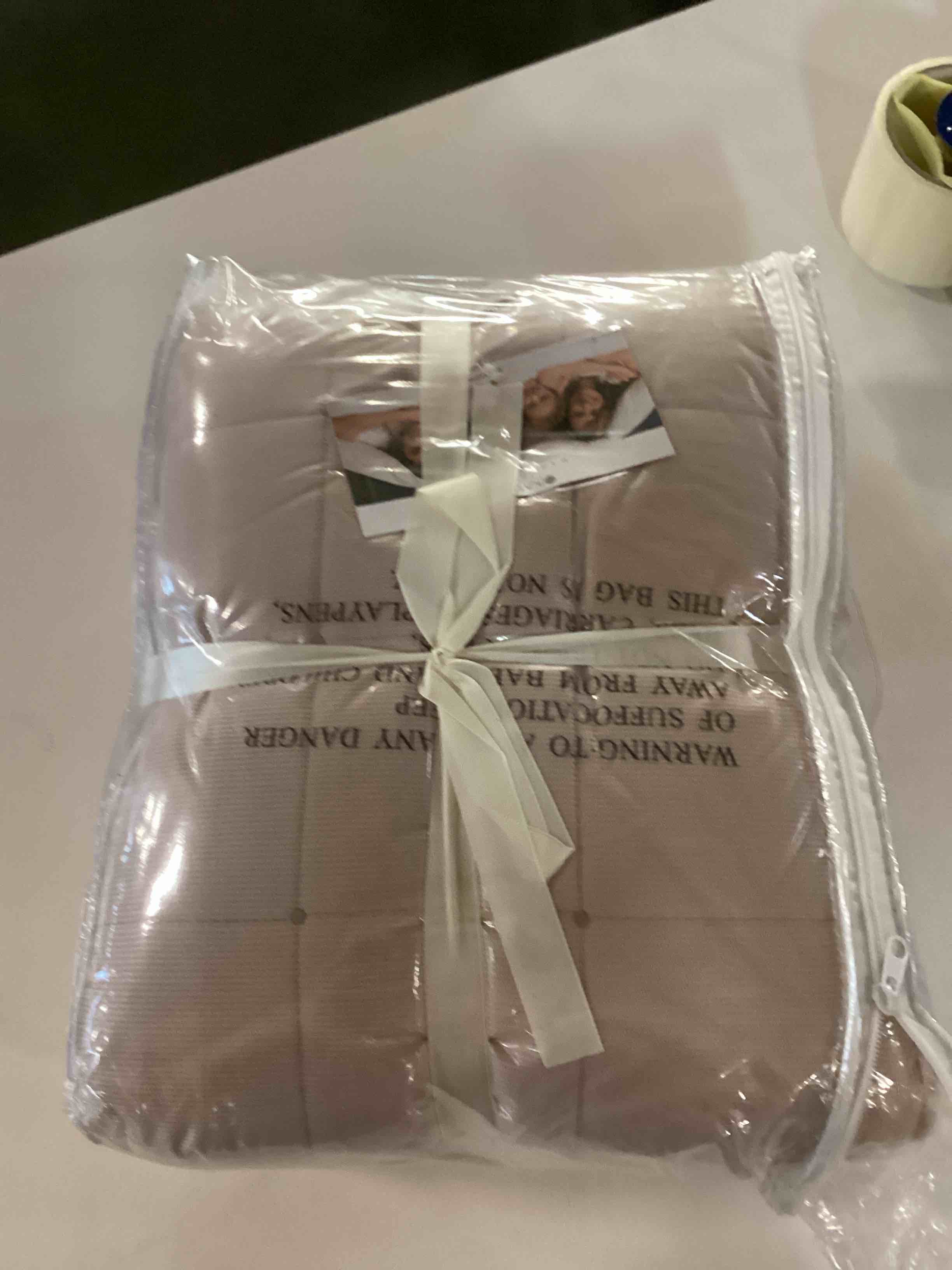 https://s3.amazonaws.com/lotting-images-prod/bidfta/PPE3588314_1756122804935.jpeg