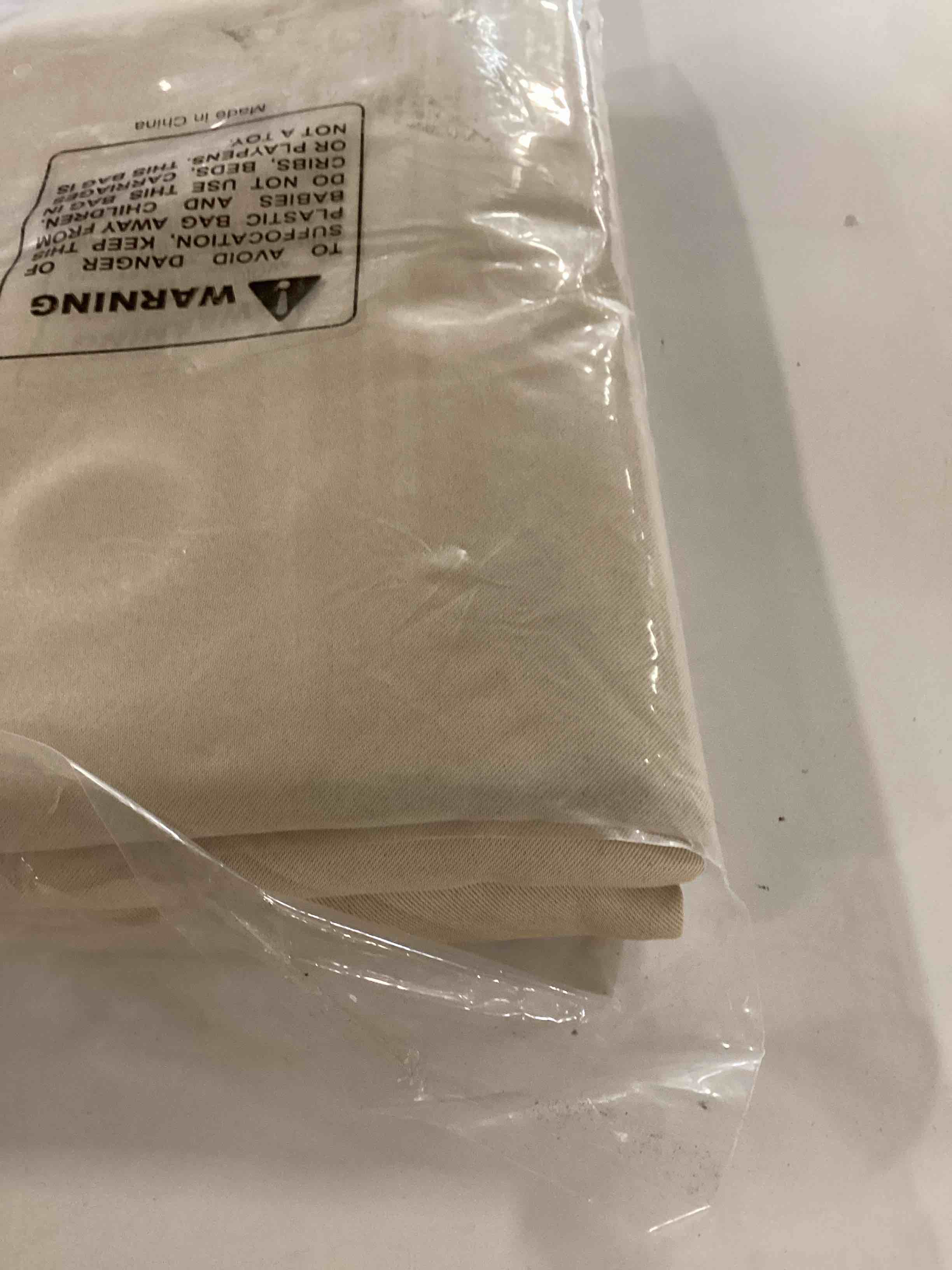 https://s3.amazonaws.com/lotting-images-prod/bidfta/PPE3588339_1756124947463.jpeg