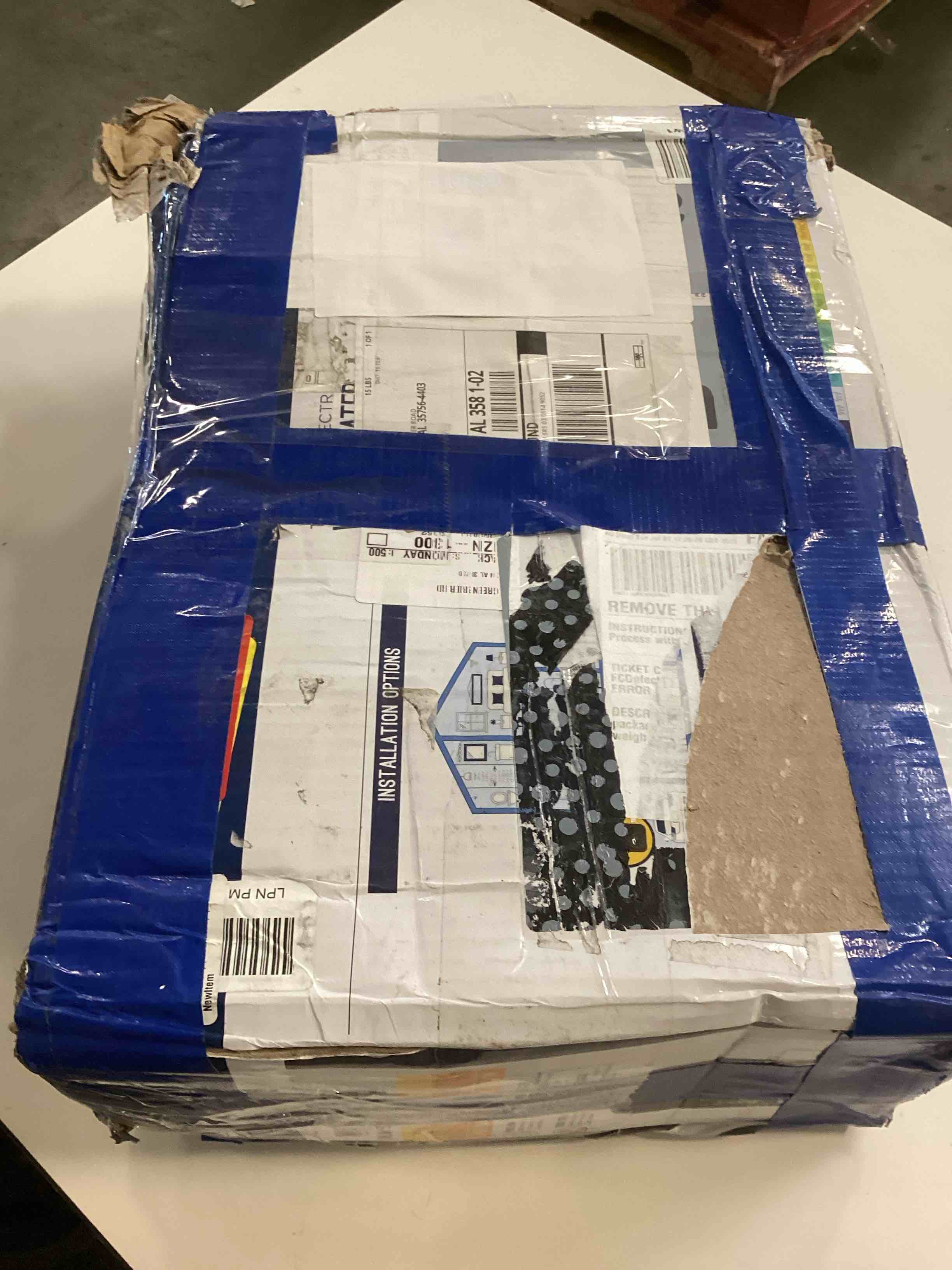https://s3.amazonaws.com/lotting-images-prod/bidfta/PPE3595053_1756211879315.jpeg