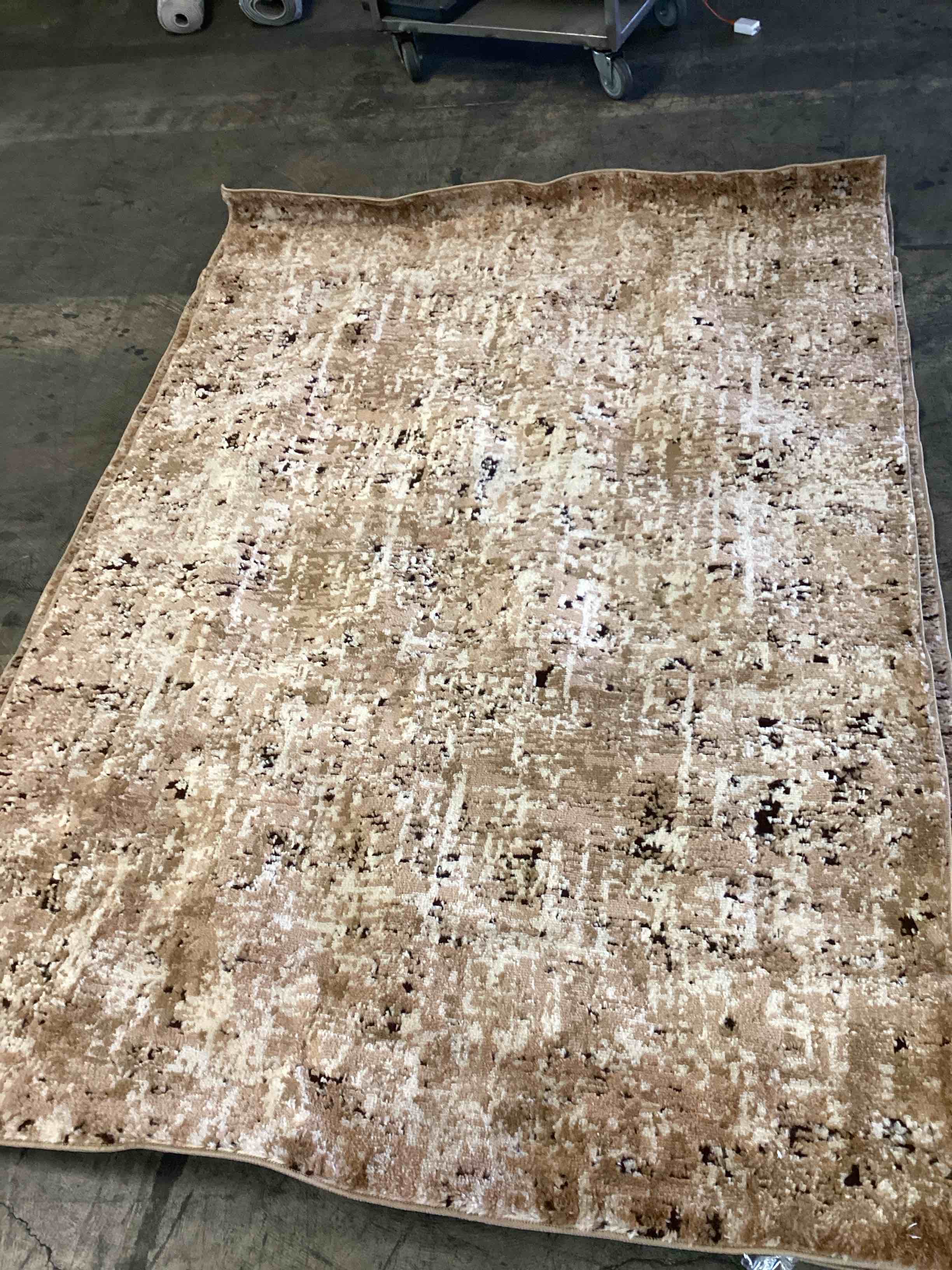 Gabardin Rug 5’ x 7’ brown/beige 