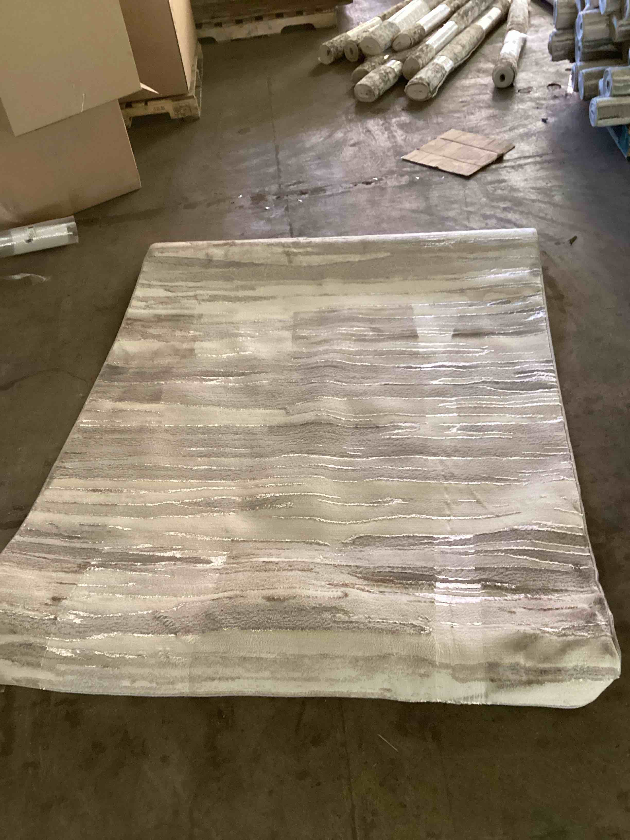 River Collection River Rug 5’x 7’ grey/bone