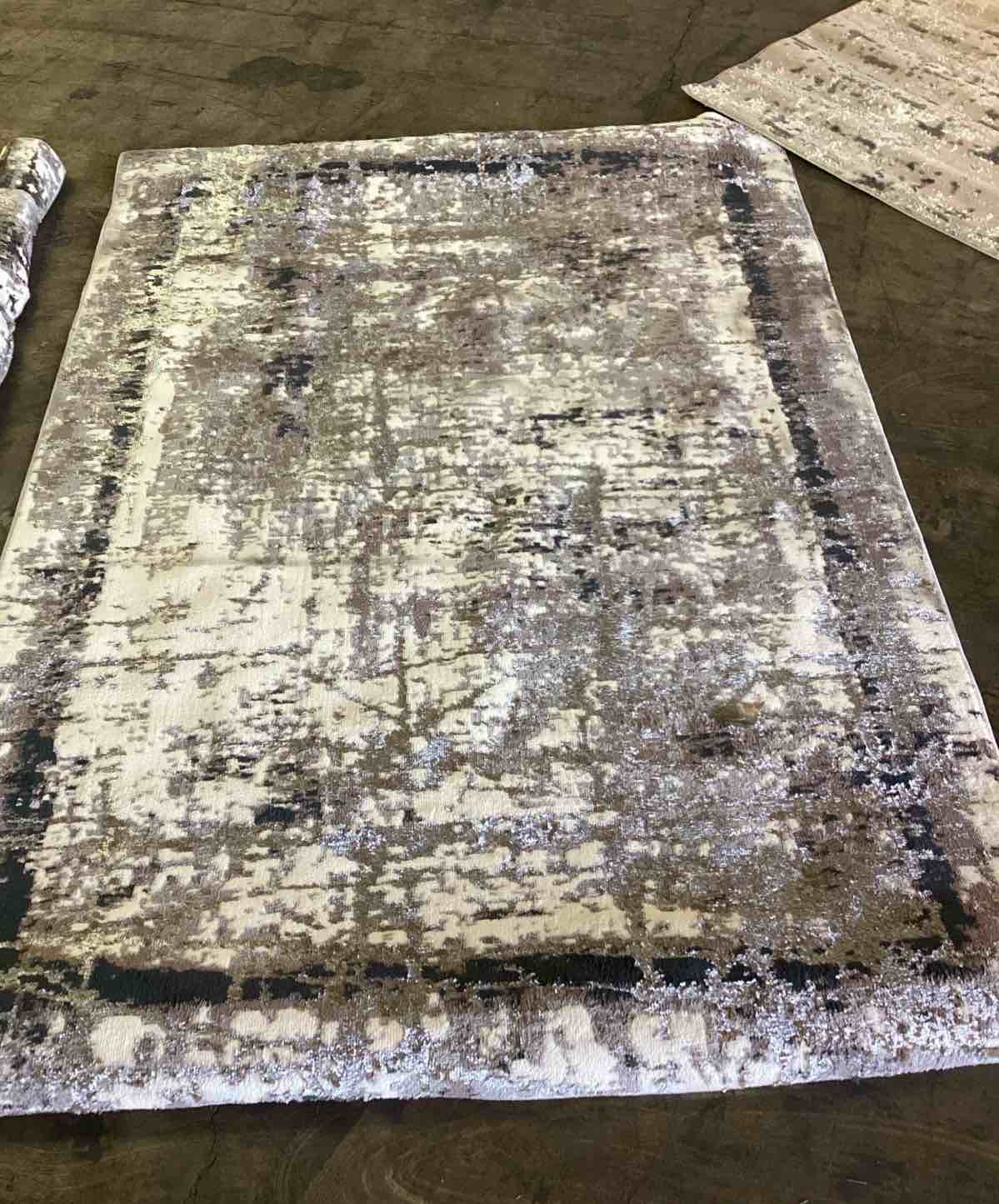 New Atlanta Collection Pera Area Rug (5’*7’) grey/ beige