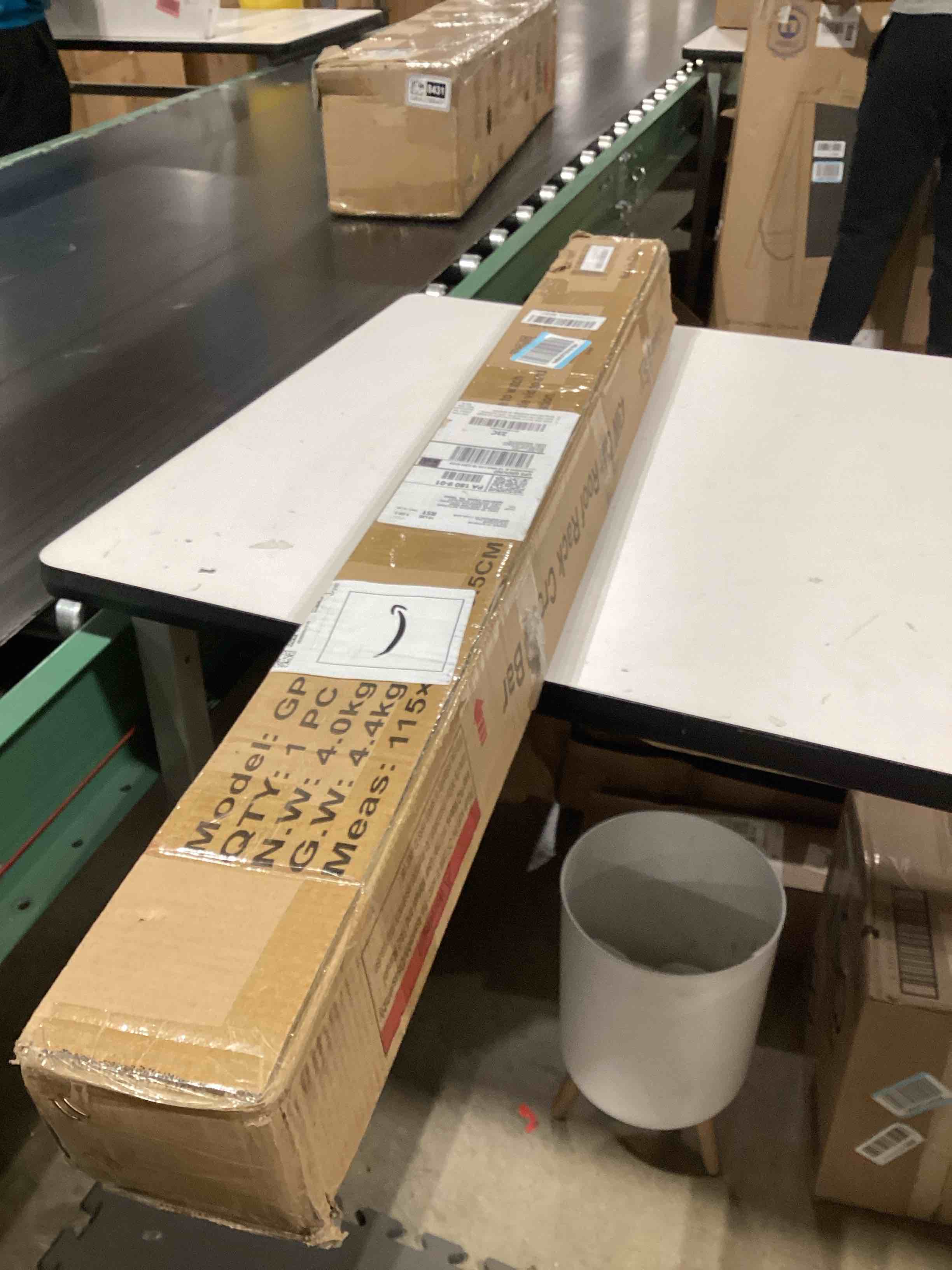 https://s3.amazonaws.com/lotting-images-prod/bidfta/PPE3622527_1760618789139.jpeg
