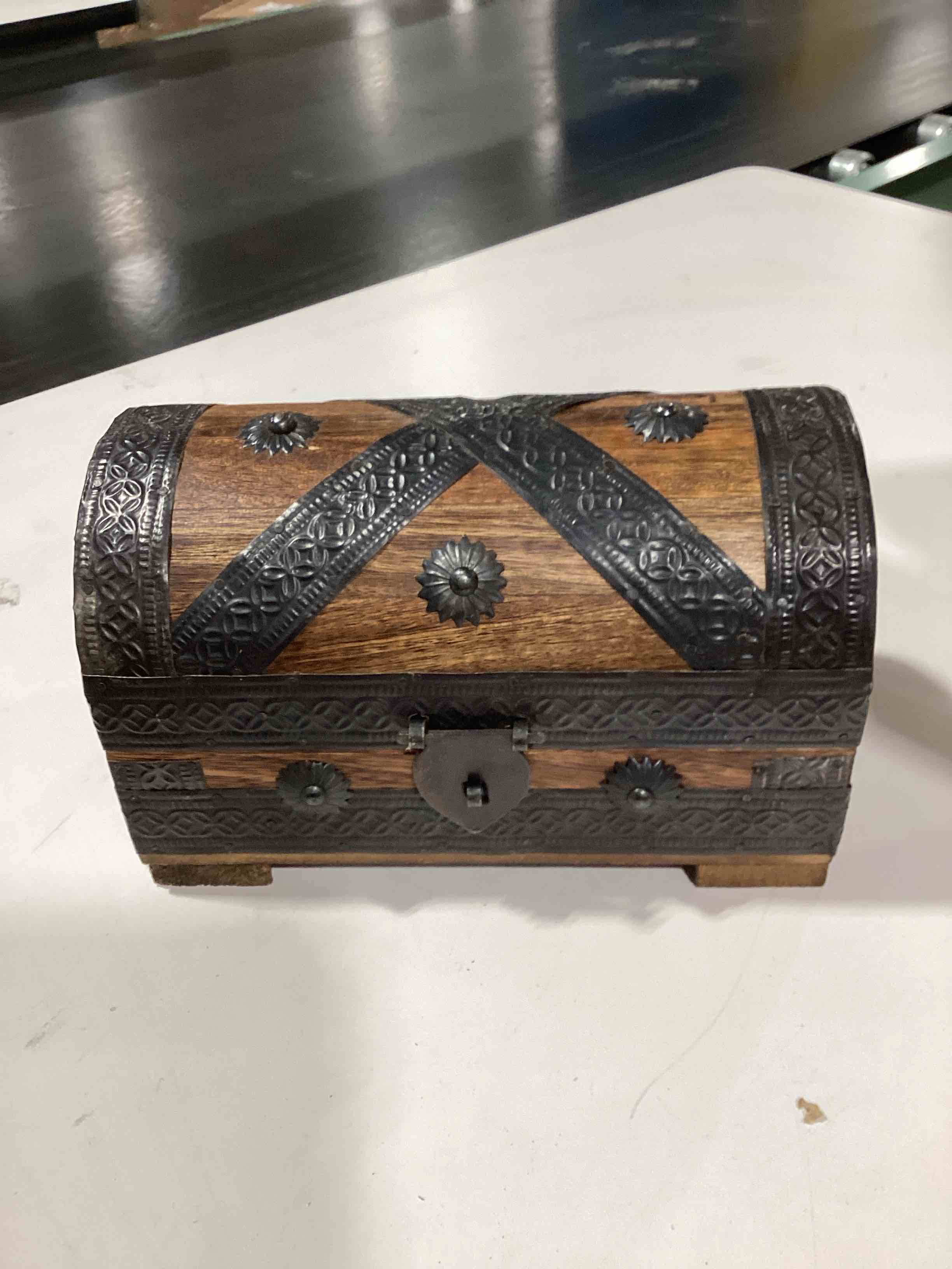 brynnberg treasure chest 20x11x11cm brown