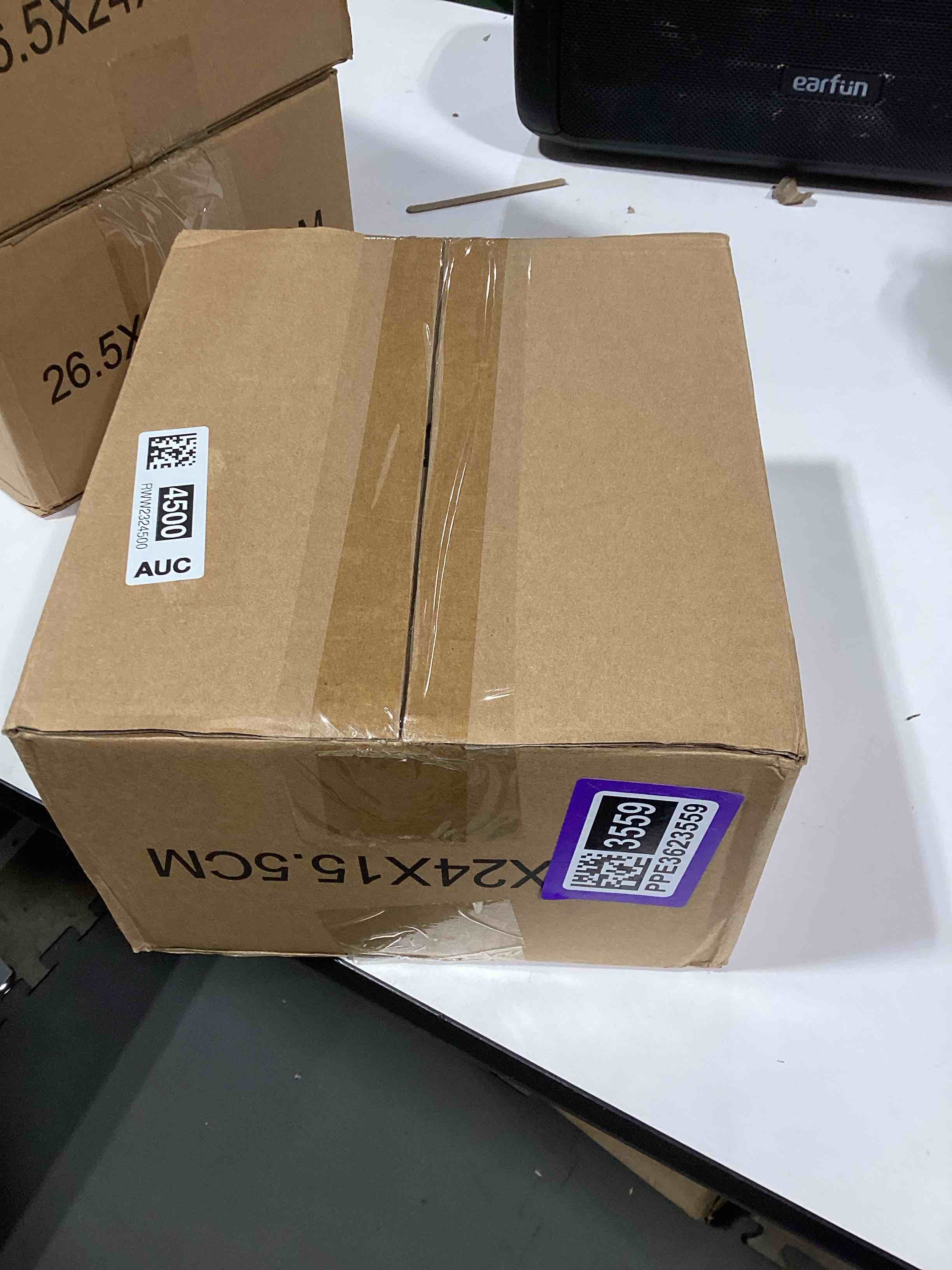 https://s3.amazonaws.com/lotting-images-prod/bidfta/PPE3623562_1761238040729.jpeg