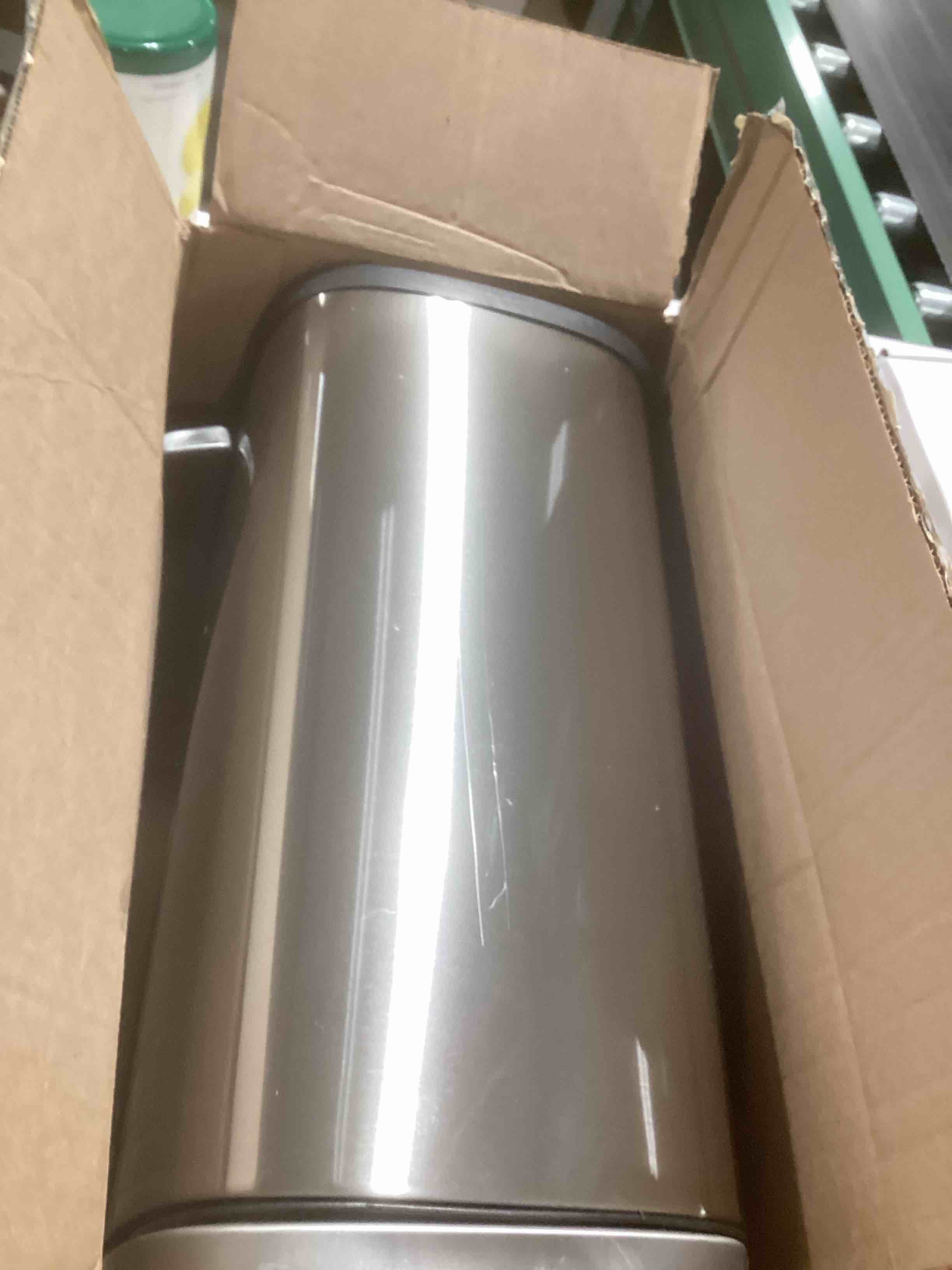 Condition photo showing Good Condition for Amazon Basics Smudge Resistant Small Rectangular Trash Can With Soft-Close Foot Pedal, Brushed Stainless Steel, for Bathroom & small space, 5 L /1.32 Gal, Satin Nickel Finish, 7.3x8.5 x11.8 in (LxWxH) ['Satin Nickel'] ['5 Liter']