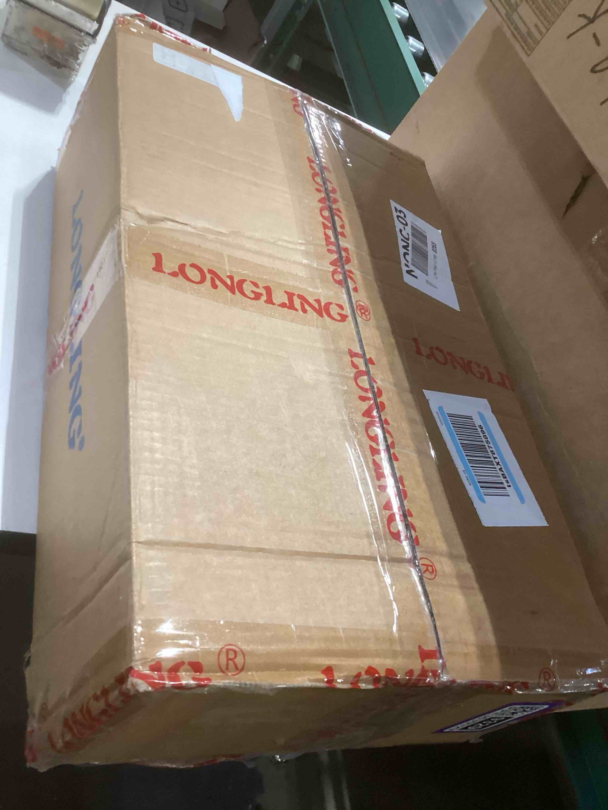 Condition photo showing Good Condition for Driver Left Side Door Towing Mirror Power and Heated with Signal Light on Glass Textured Back Cover For Chevy Silverado Sierra 1500 2500 3500HD from 2003 to 2006 Driver (LH) Side