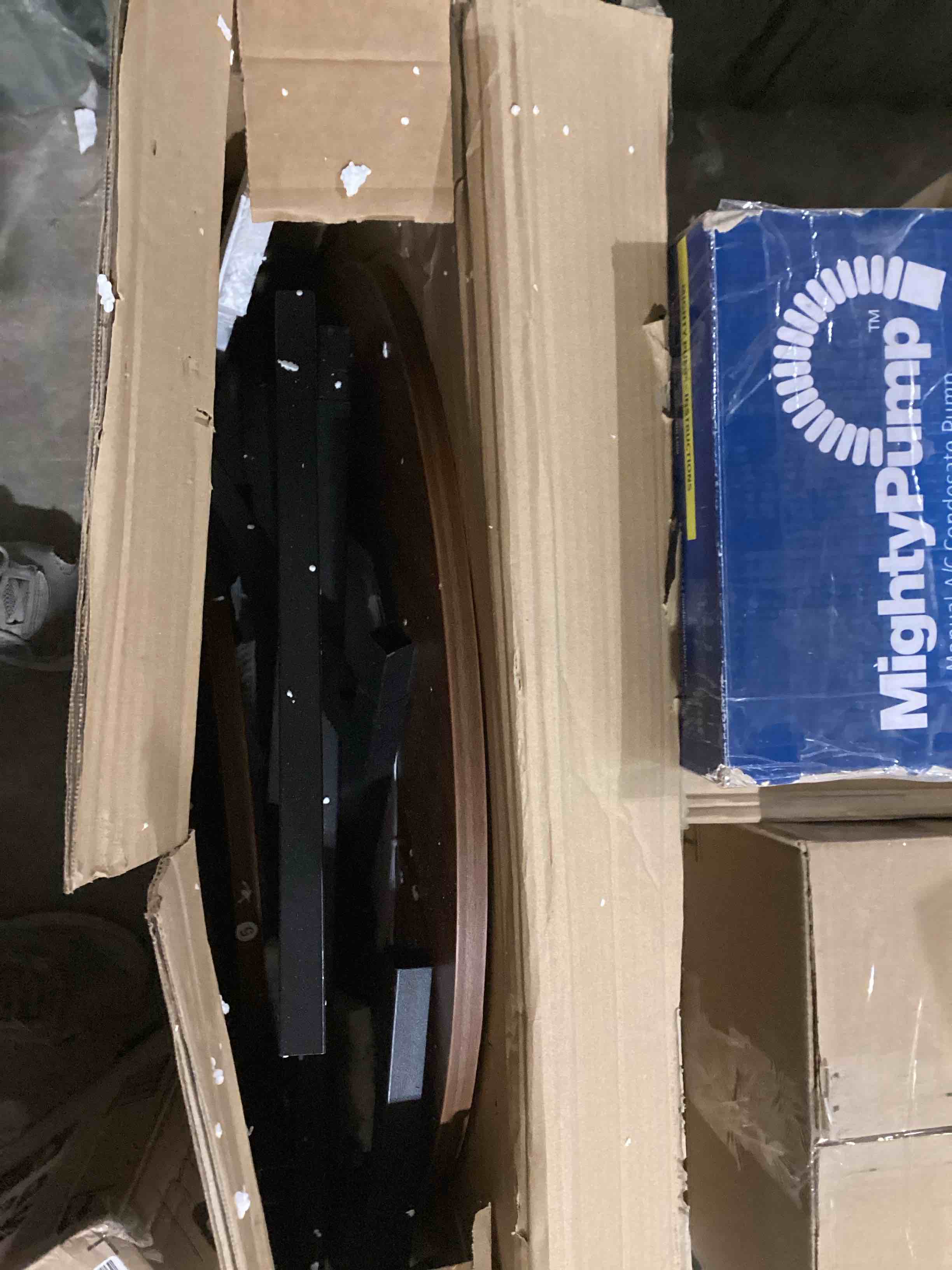 HOOBRO Bar Table, Round Pub Table, 2-Tier Bistro Table with Storage, for Small Spaces, with Top Particleboard for Kitchen, Easy to Assemble, Greige BG55BT01