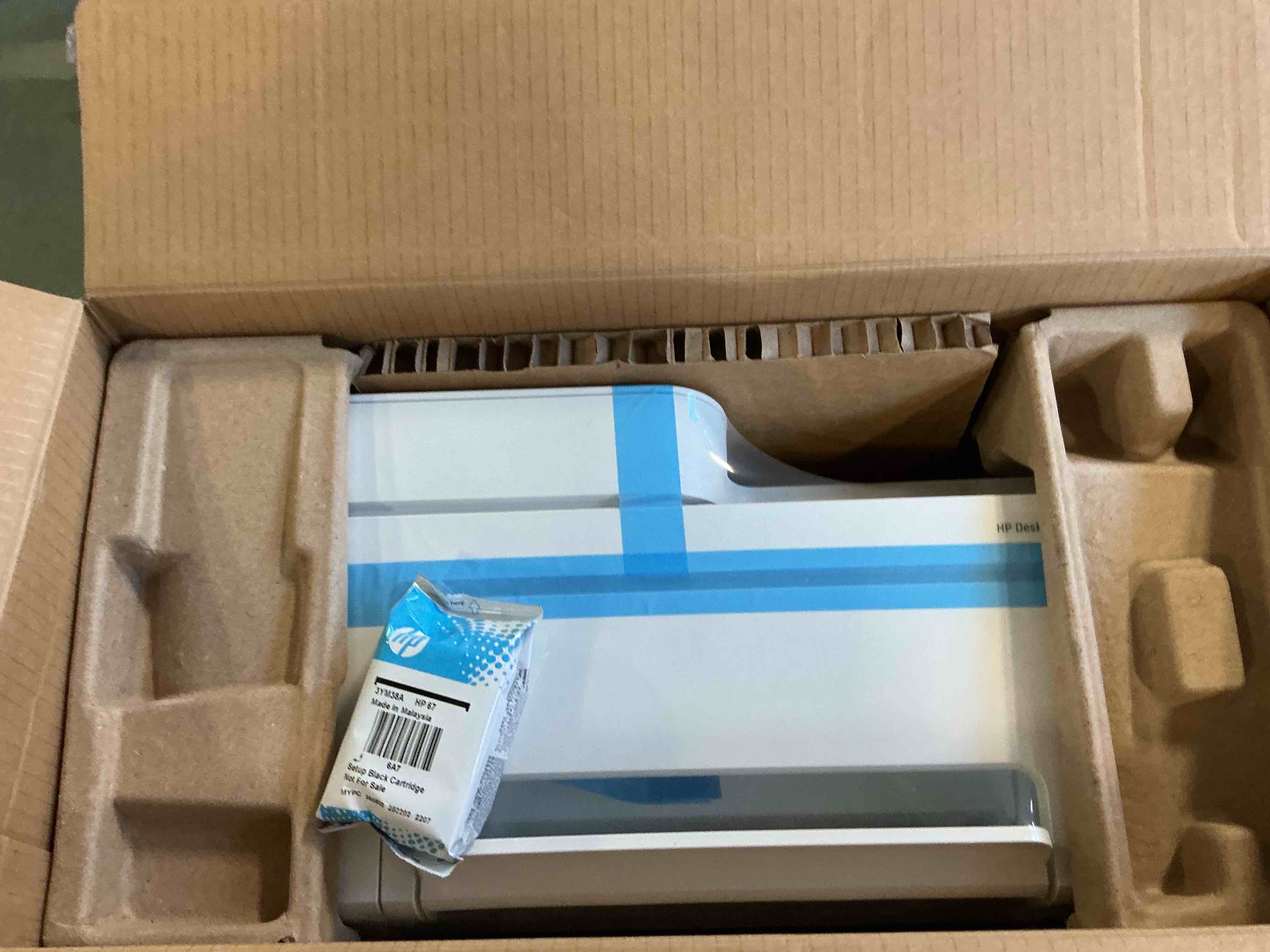 https://s3.amazonaws.com/lotting-images-prod/bidfta/PPE3651743_1756213108213.jpeg