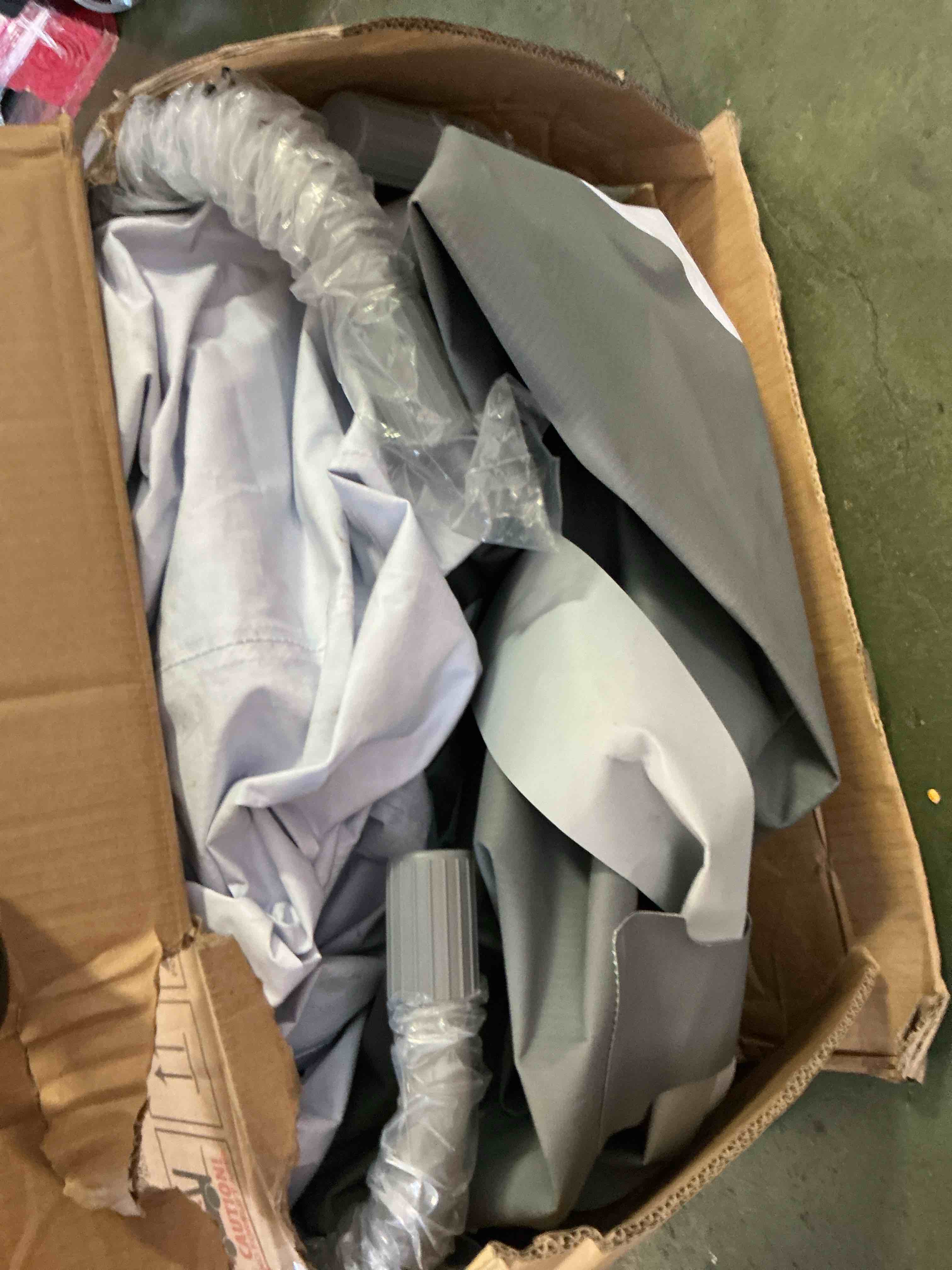 https://s3.amazonaws.com/lotting-images-prod/bidfta/PPE3651745_1756214088992.jpeg