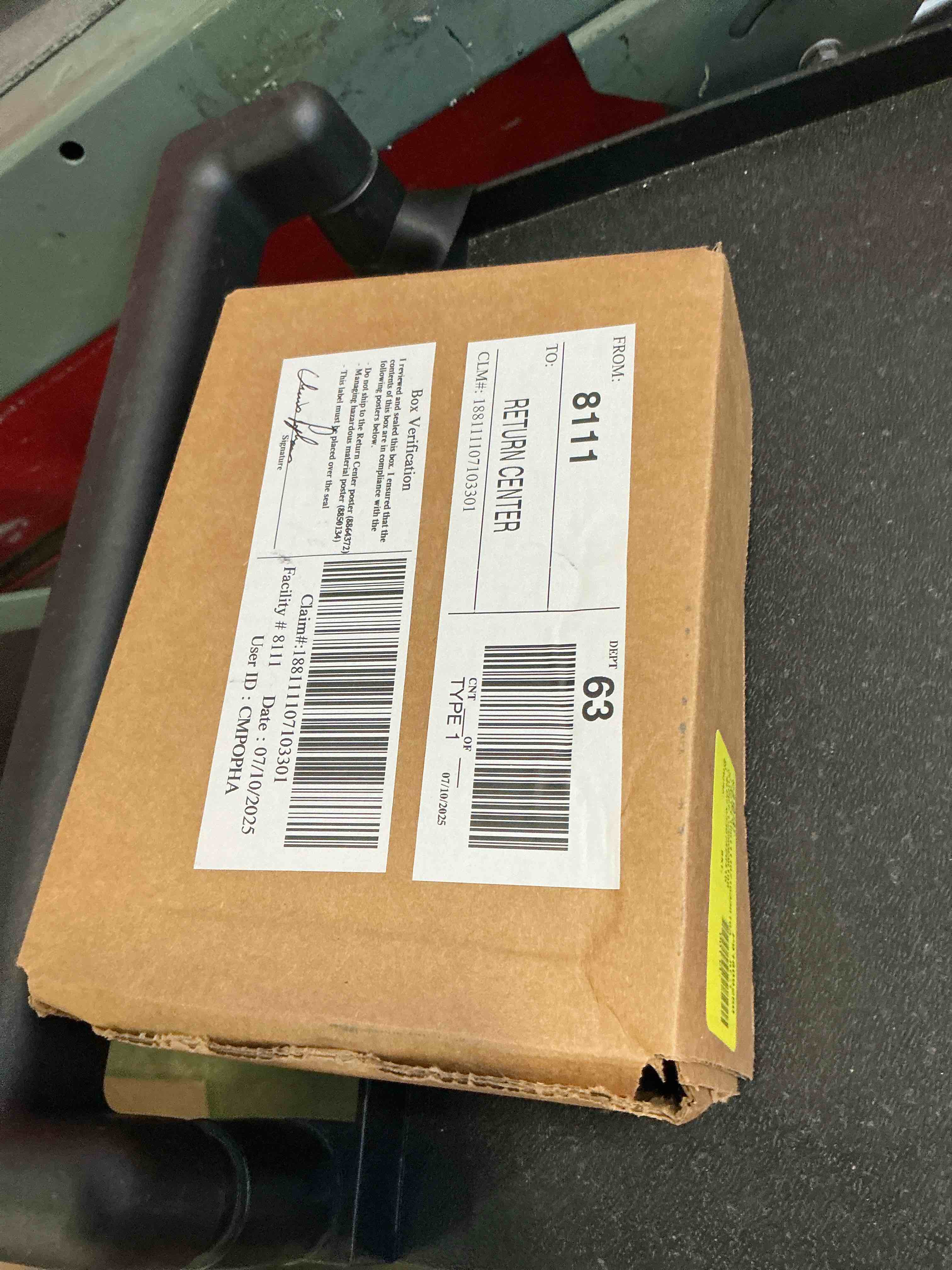 https://s3.amazonaws.com/lotting-images-prod/bidfta/PPE3657075_1756128634863.jpeg