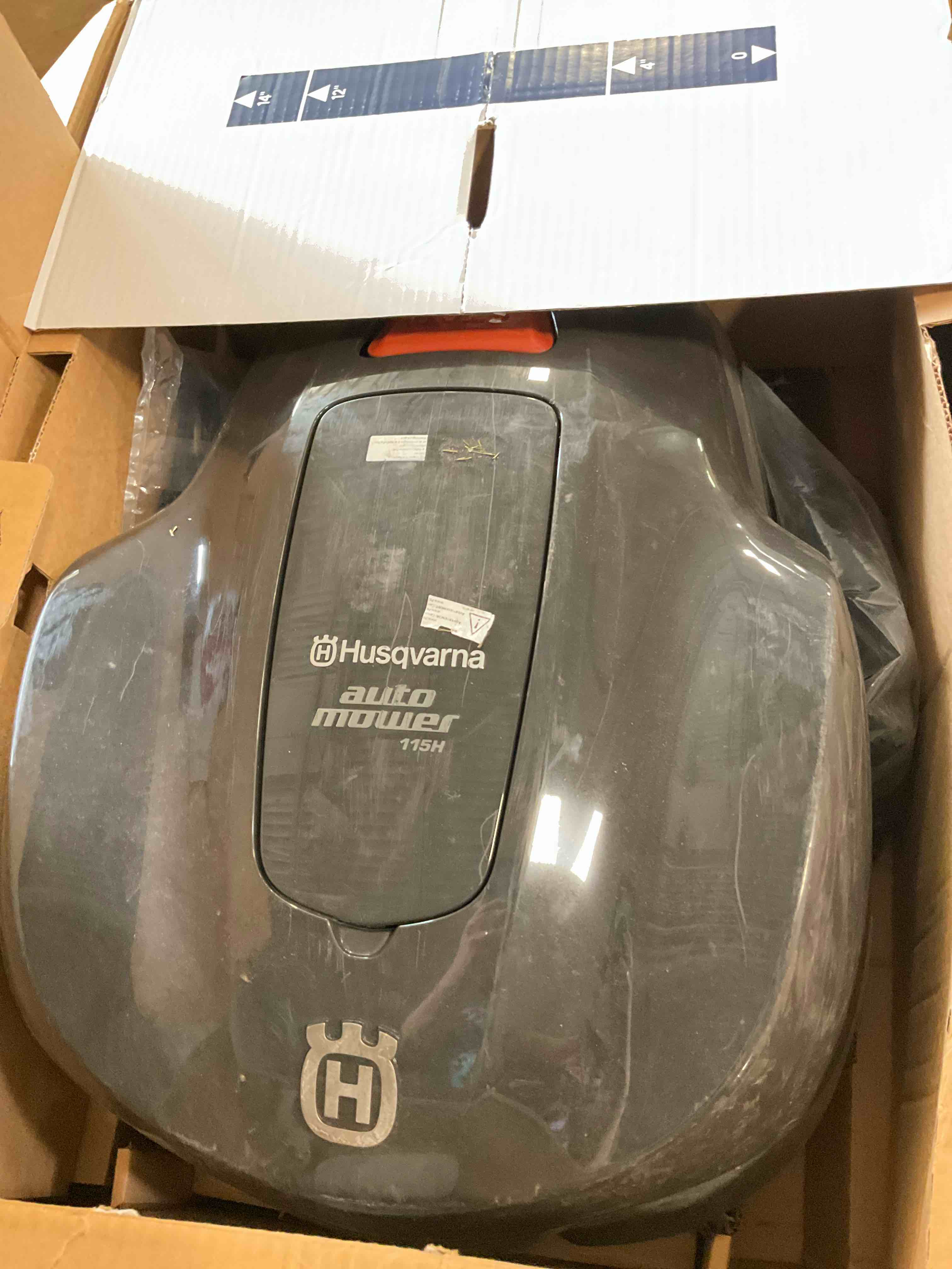 https://s3.amazonaws.com/lotting-images-prod/bidfta/PPE3658075_1750945043693.jpeg