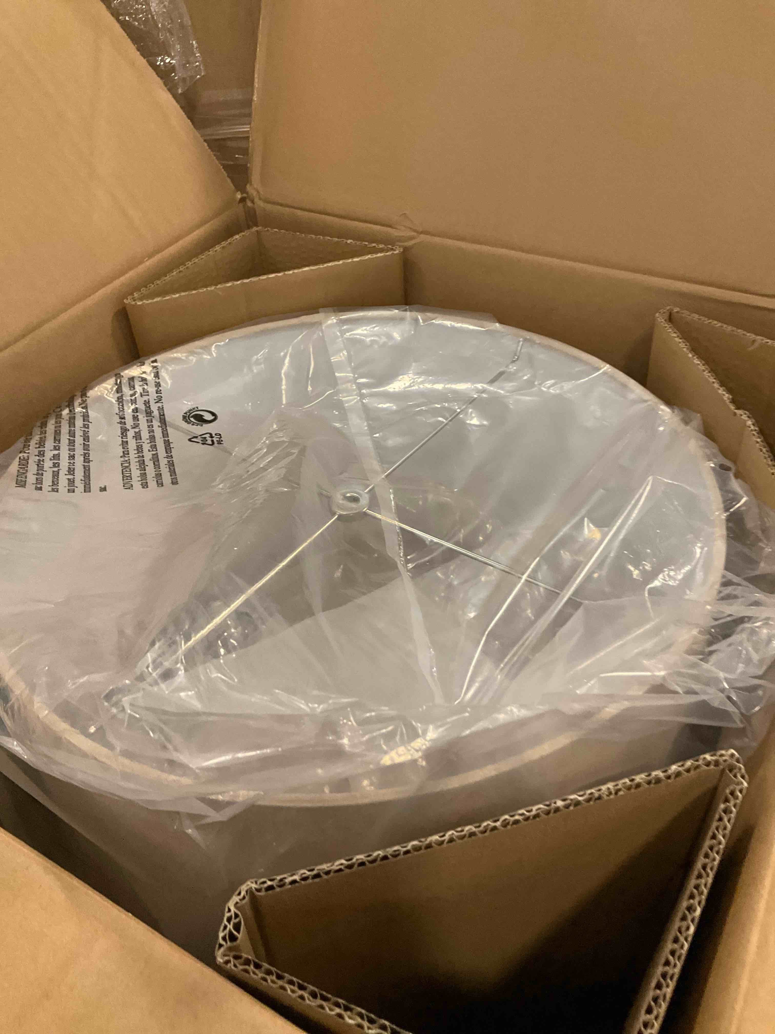 https://s3.amazonaws.com/lotting-images-prod/bidfta/PPE3658151_1751044925771.jpeg