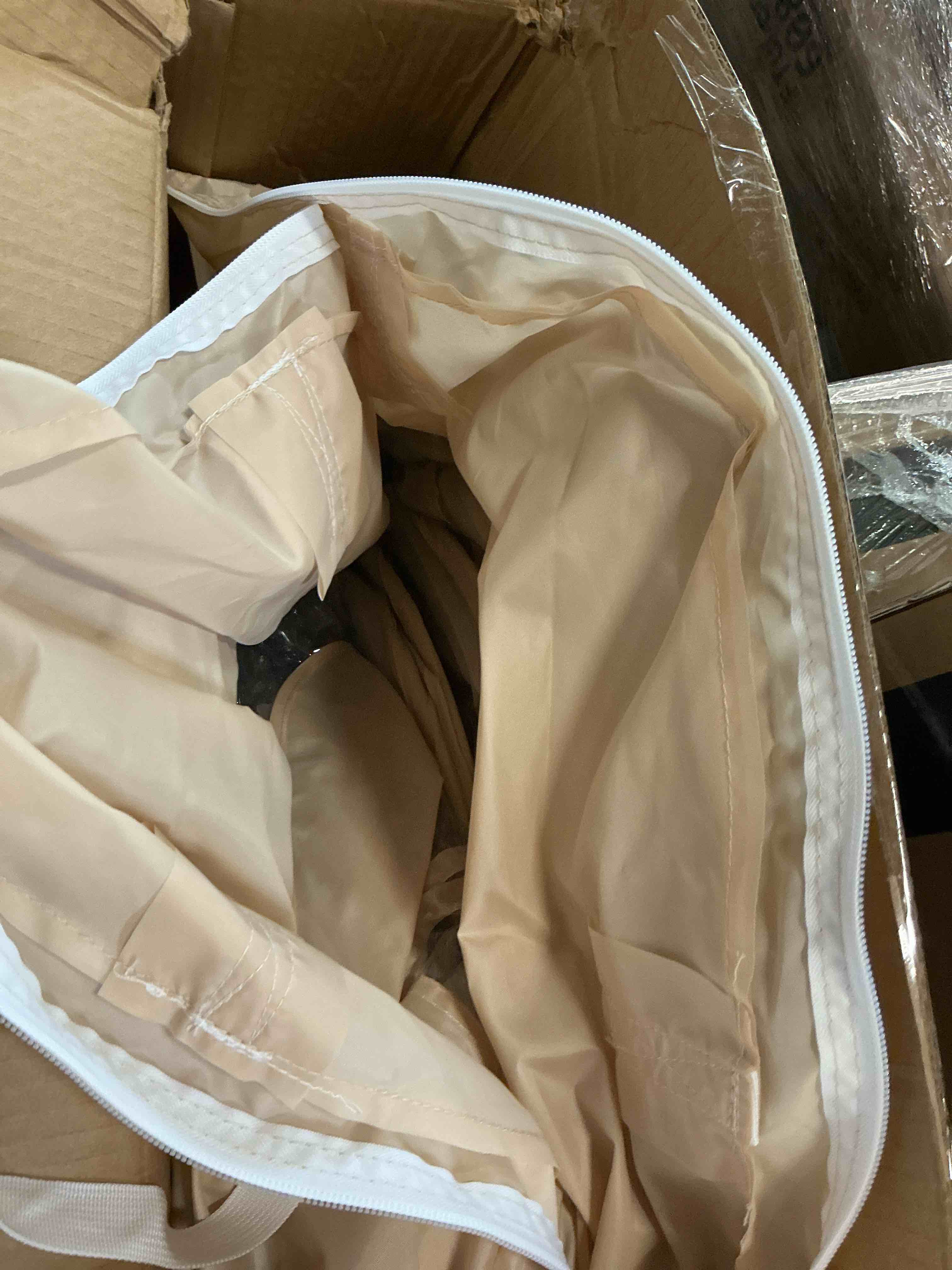 https://s3.amazonaws.com/lotting-images-prod/bidfta/PPE3659216_1752519247291.jpeg