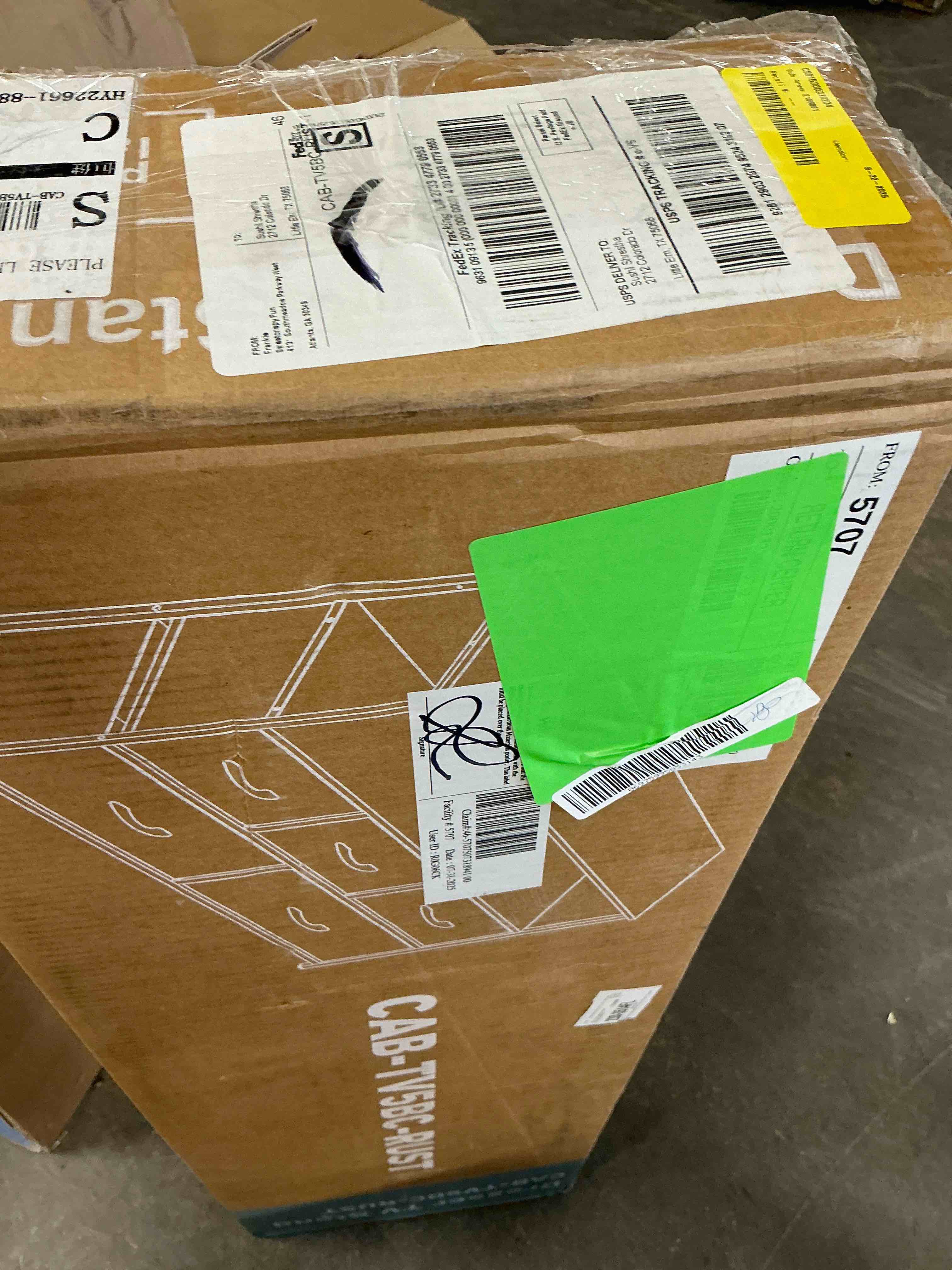 https://s3.amazonaws.com/lotting-images-prod/bidfta/PPE3664532_1757533099025.jpeg