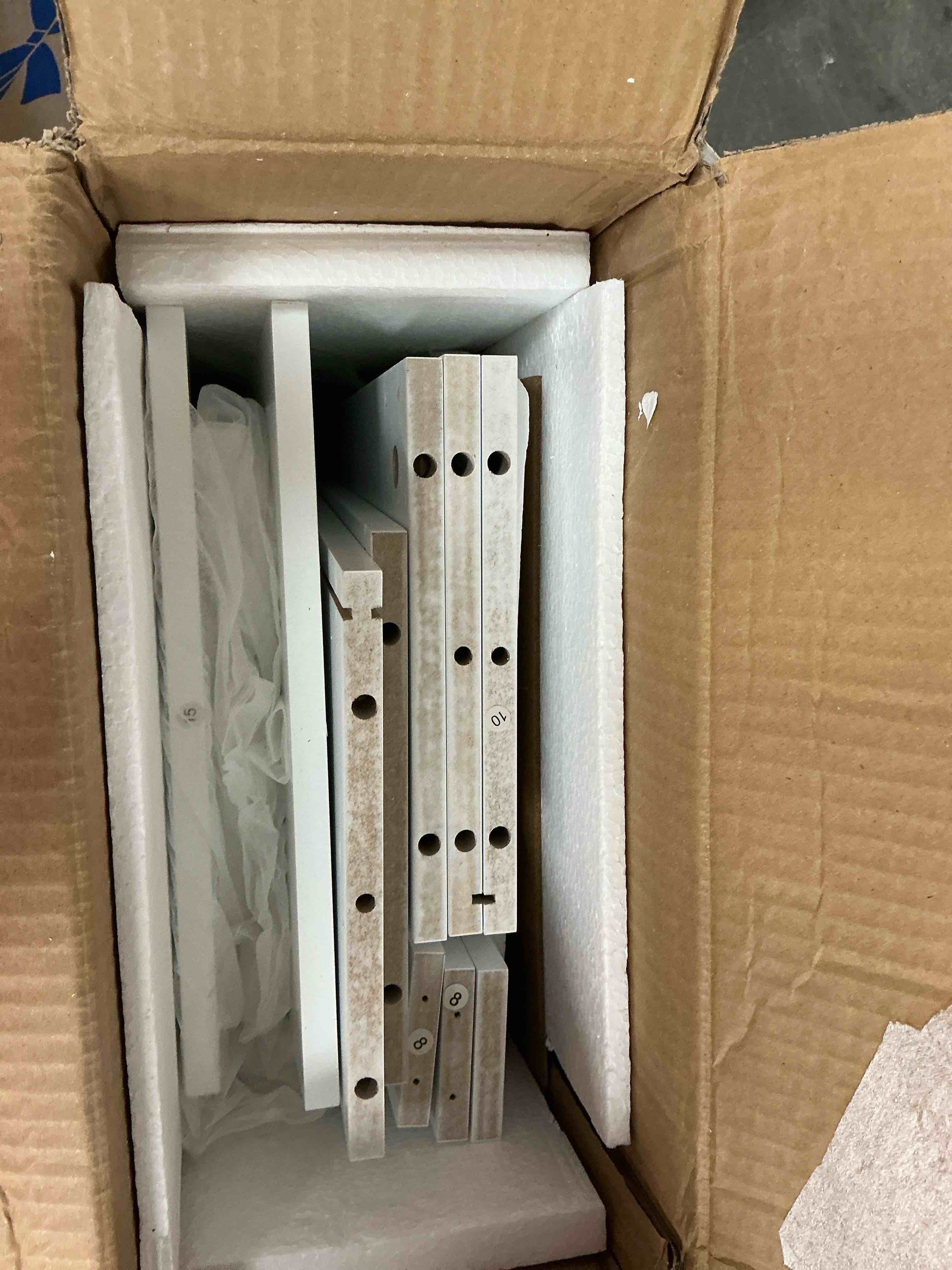 https://s3.amazonaws.com/lotting-images-prod/bidfta/PPE3664538_1757531709754.jpeg