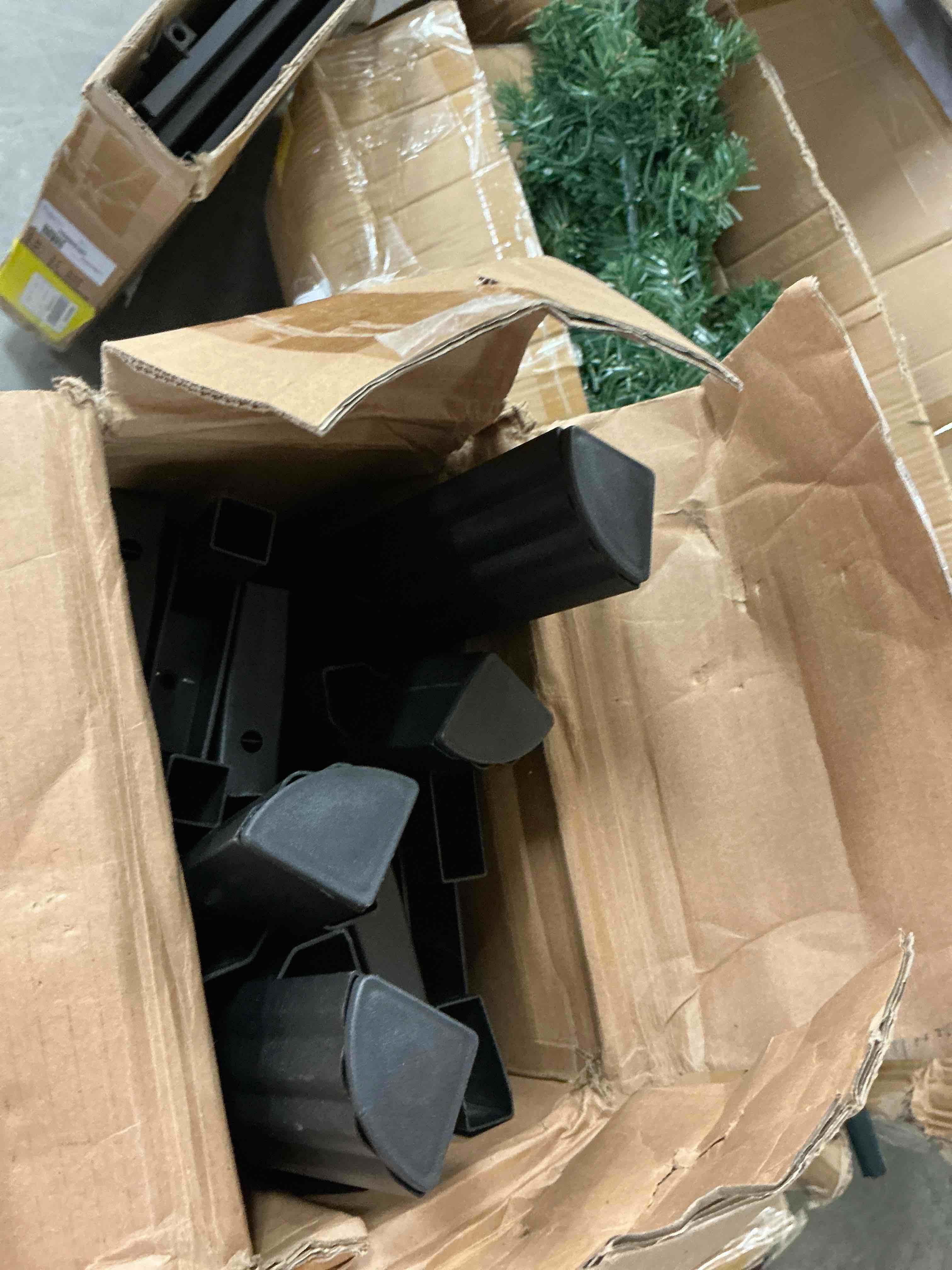 https://s3.amazonaws.com/lotting-images-prod/bidfta/PPE3664543_1757530874752.jpeg