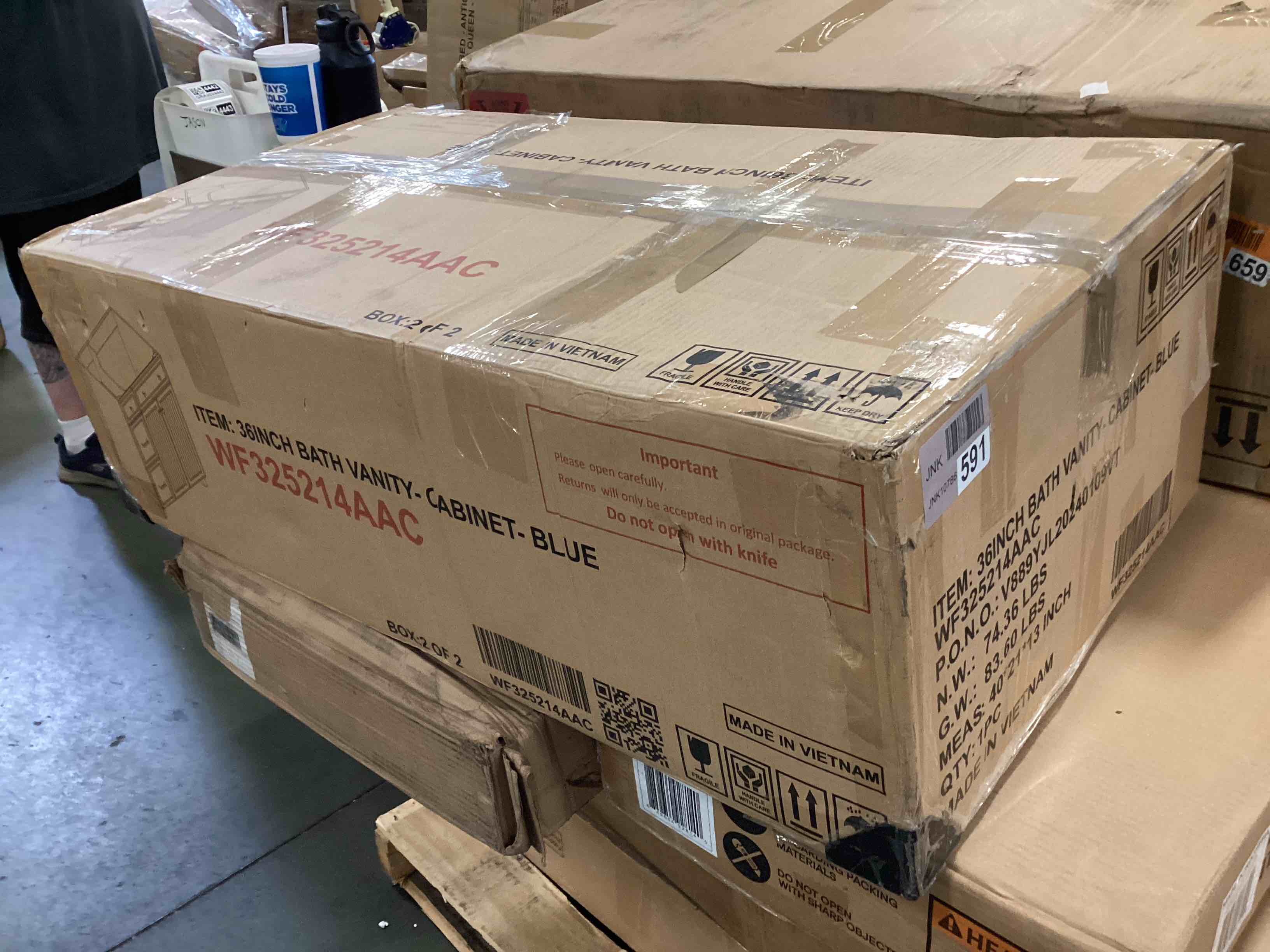 https://s3.amazonaws.com/lotting-images-prod/bidfta/PPE3676015_1748011213884.jpeg