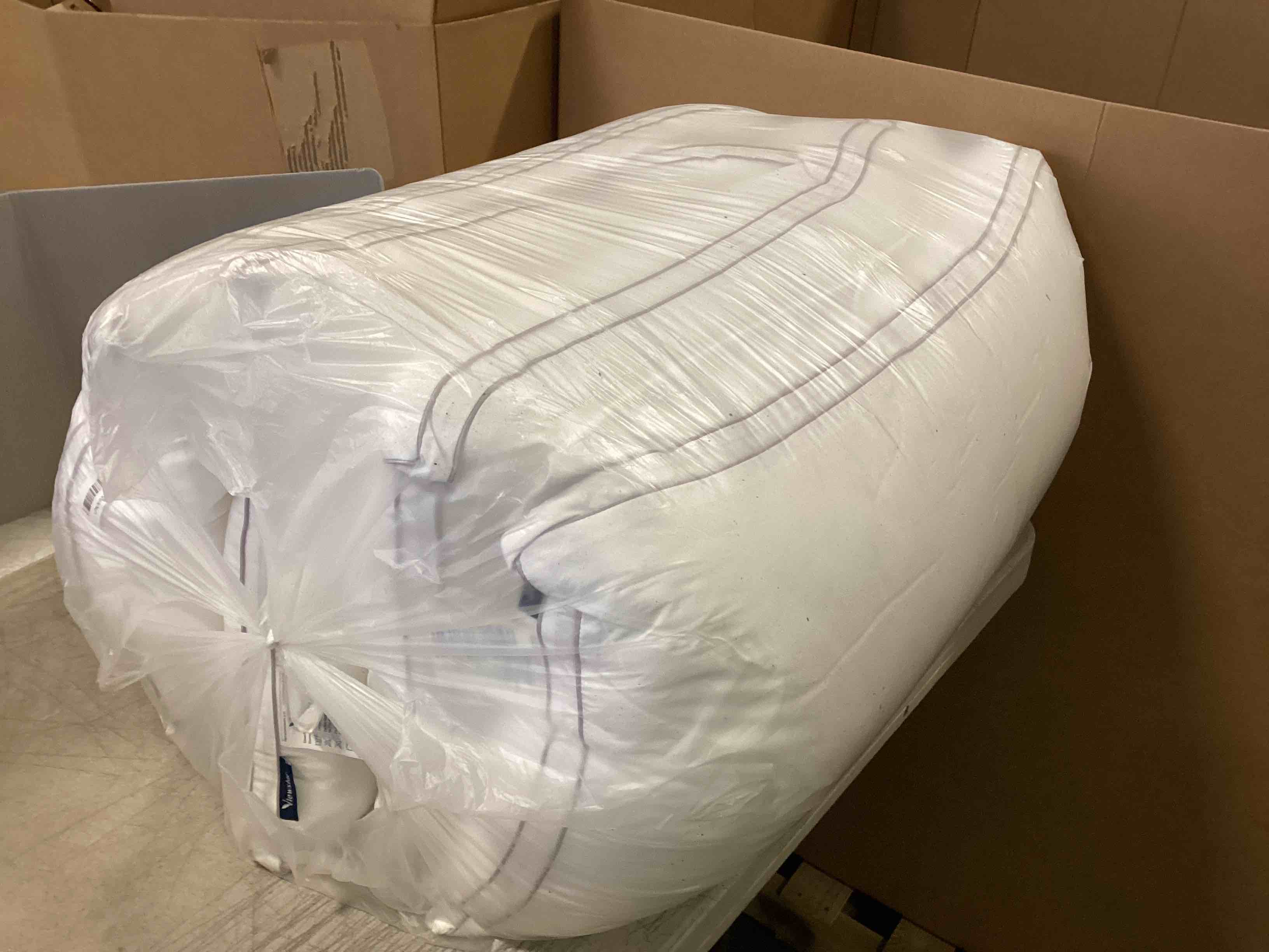 https://s3.amazonaws.com/lotting-images-prod/bidfta/PPE3676067_1748350651477.jpeg