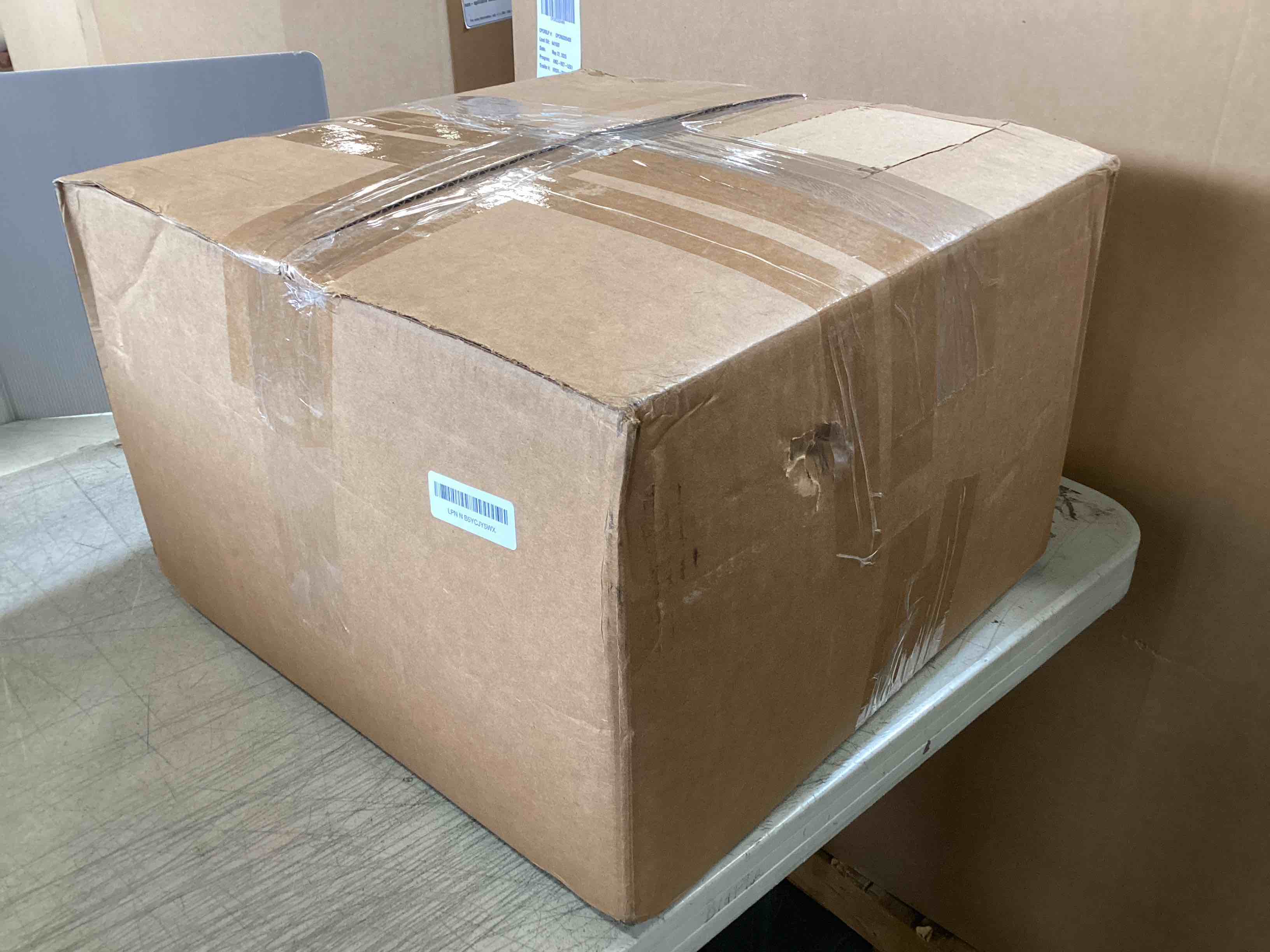 https://s3.amazonaws.com/lotting-images-prod/bidfta/PPE3676405_1748539482601.jpeg