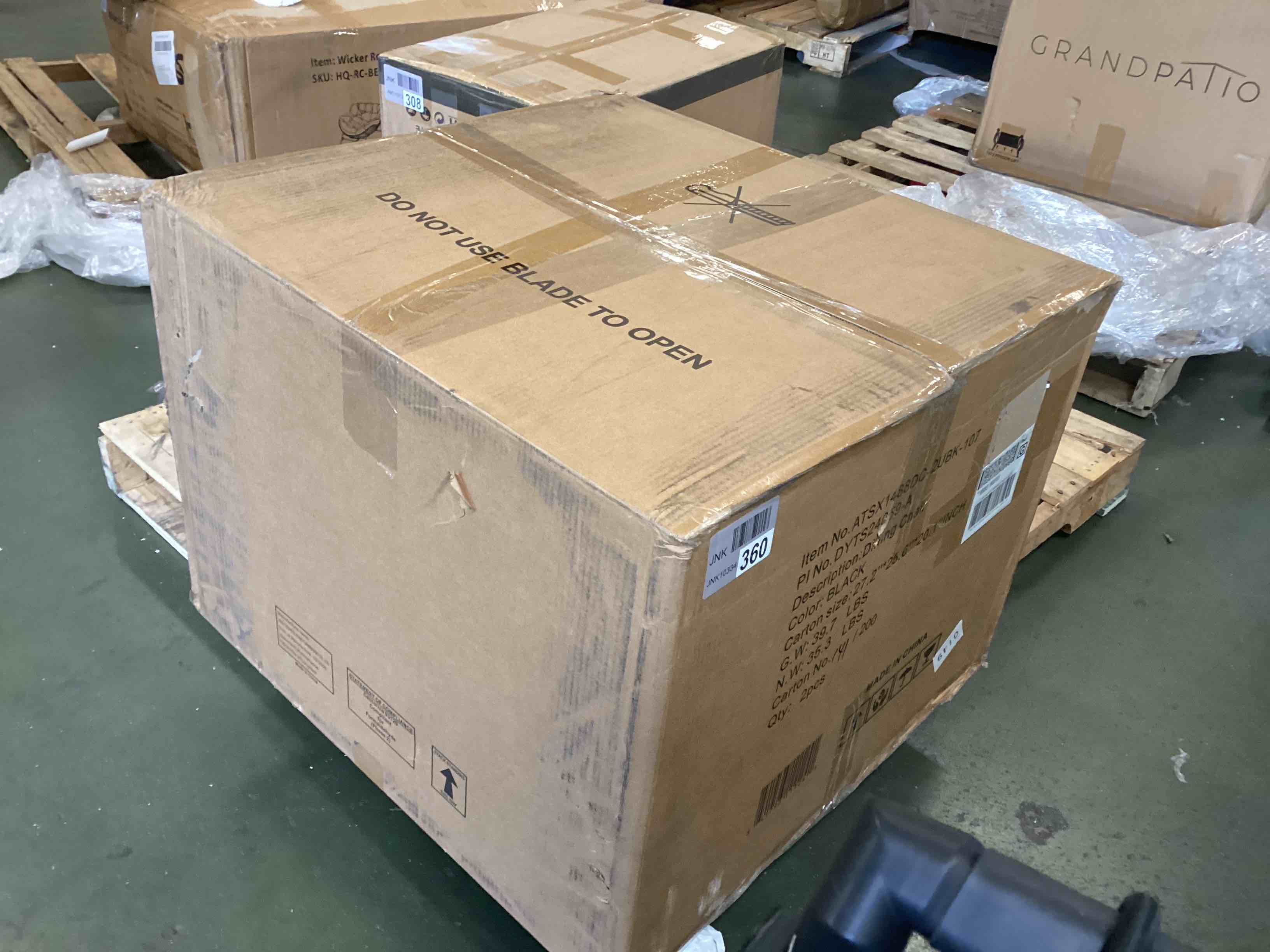 https://s3.amazonaws.com/lotting-images-prod/bidfta/PPE3676555_1748877558931.jpeg