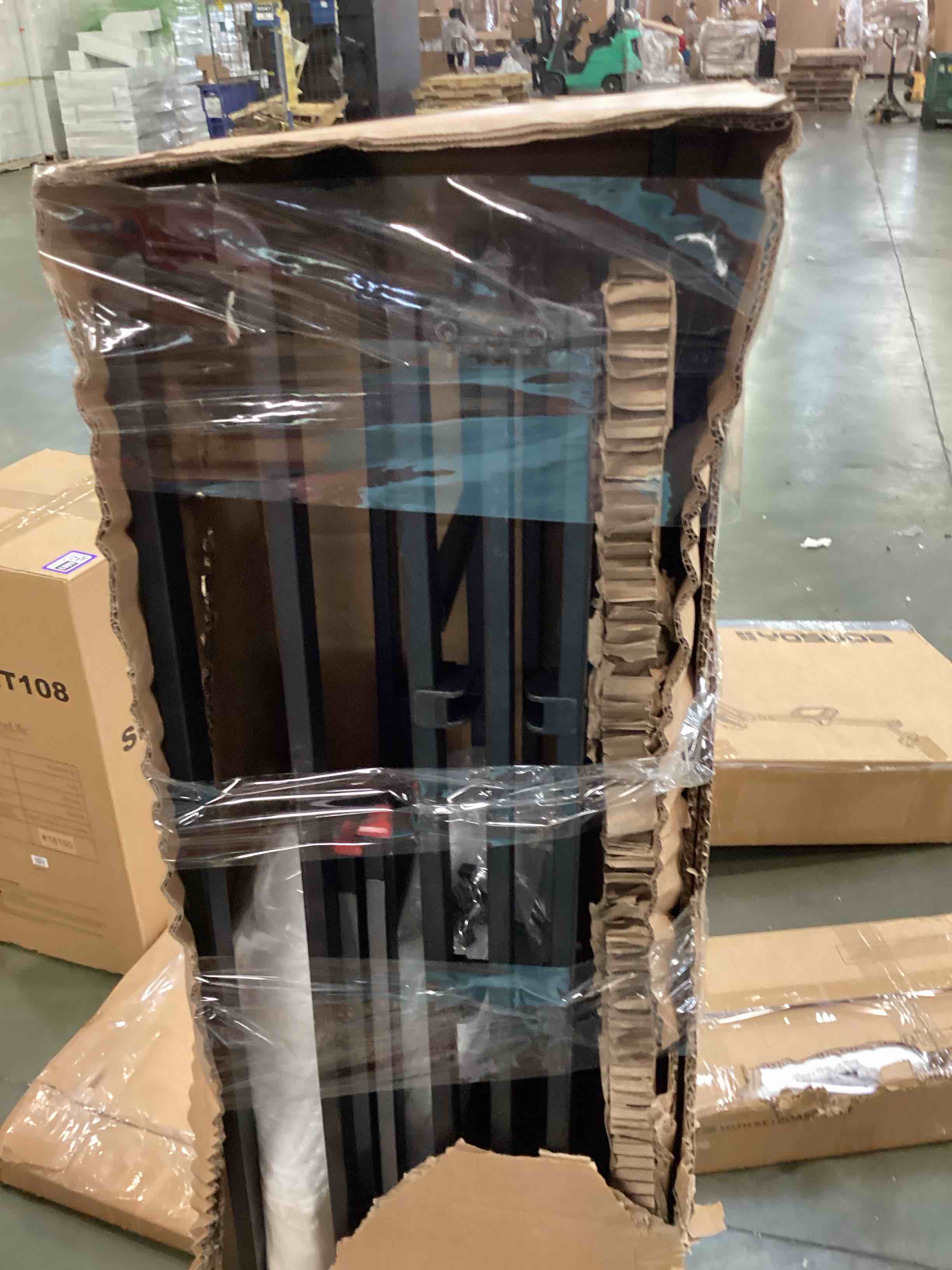 https://s3.amazonaws.com/lotting-images-prod/bidfta/PPE3676885_1749131686054.jpeg