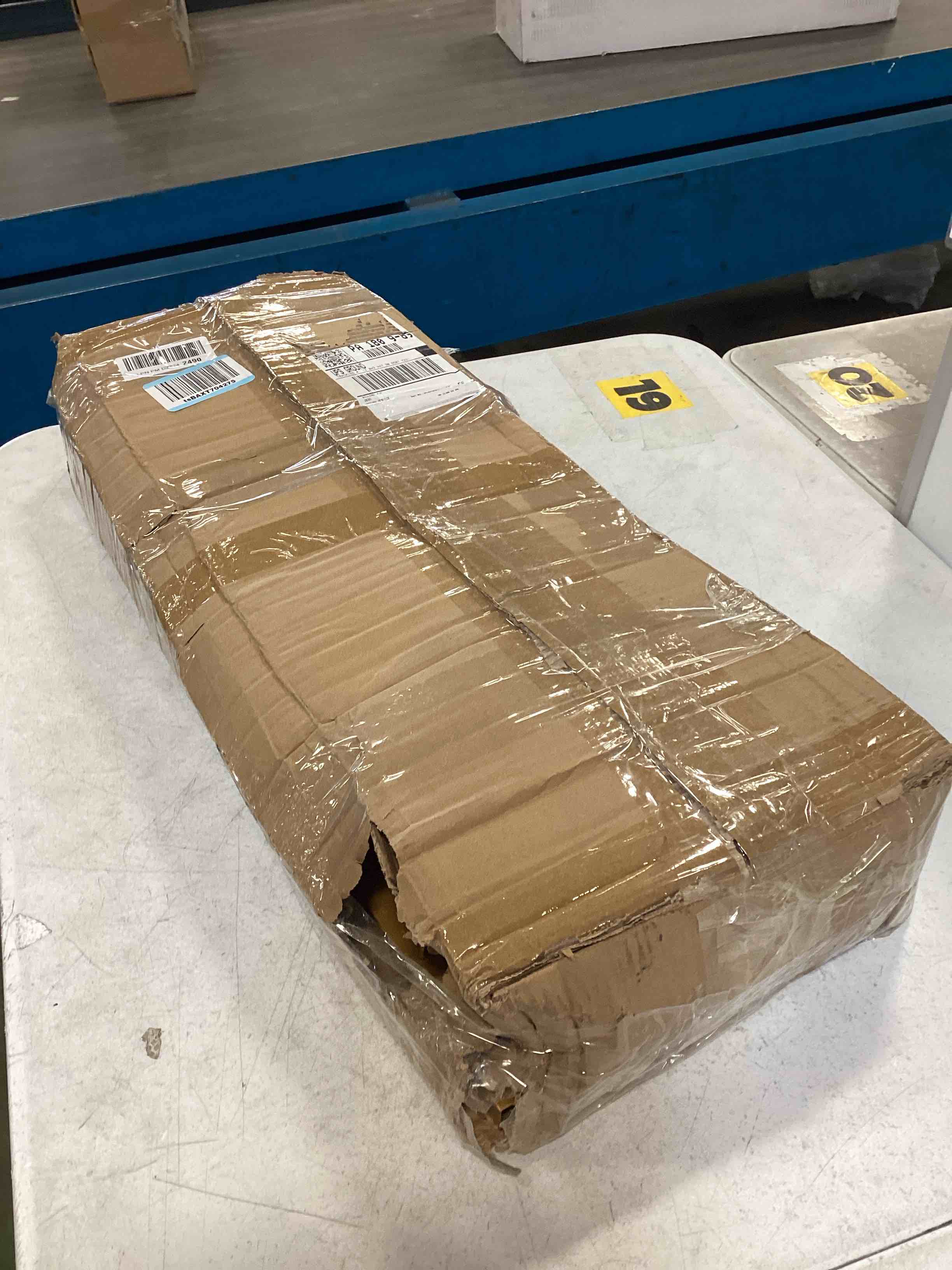 https://s3.amazonaws.com/lotting-images-prod/bidfta/PPE3677102_1749570956627.jpeg
