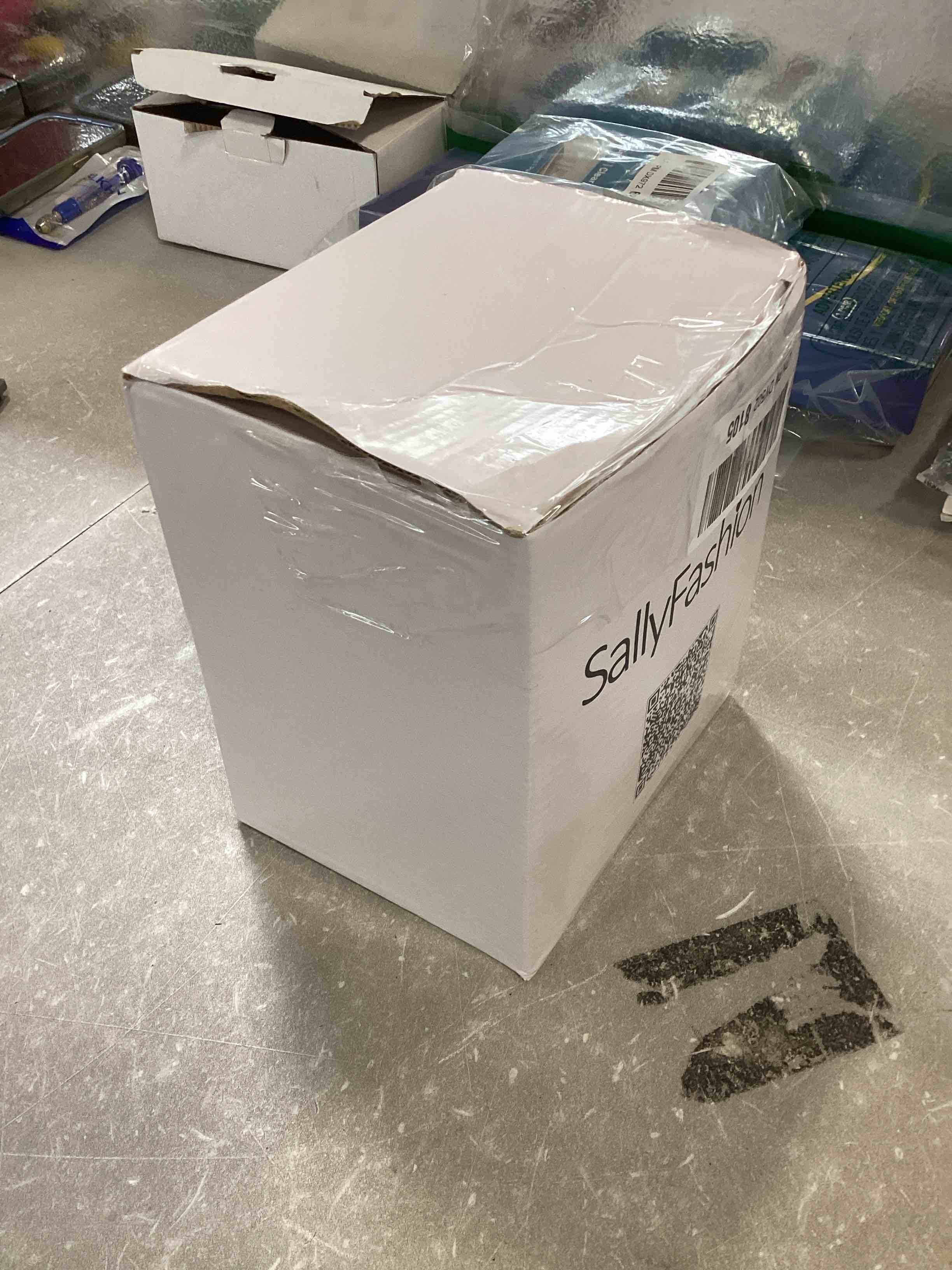 https://s3.amazonaws.com/lotting-images-prod/bidfta/PPE3677403_1749742227926.jpeg