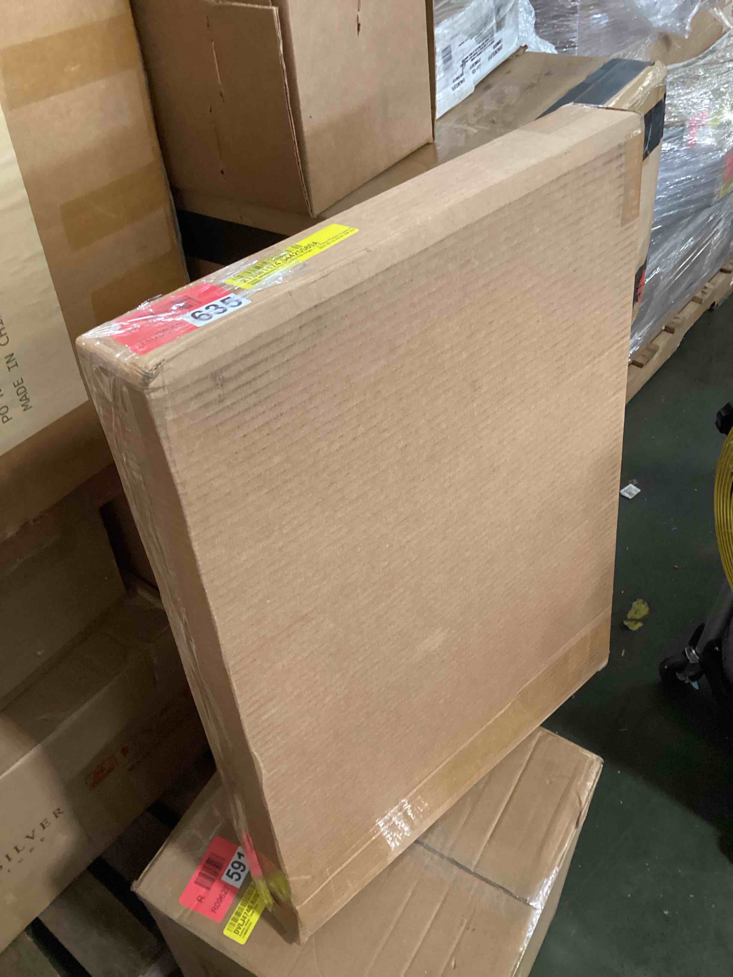 https://s3.amazonaws.com/lotting-images-prod/bidfta/PPE3677488_1749818770351.jpeg