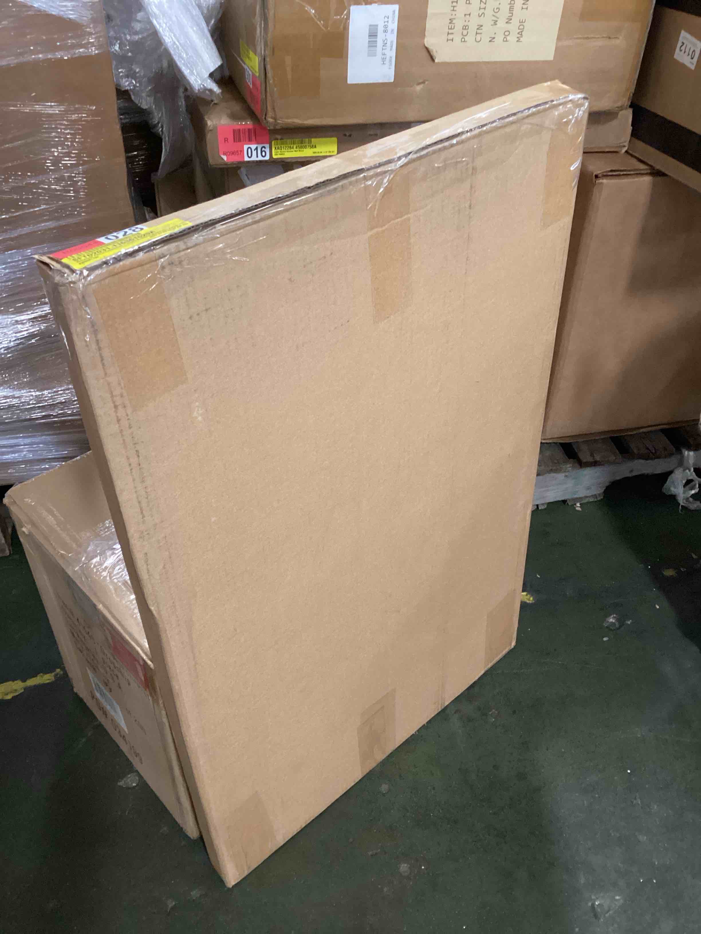 https://s3.amazonaws.com/lotting-images-prod/bidfta/PPE3677495_1749820244713.jpeg