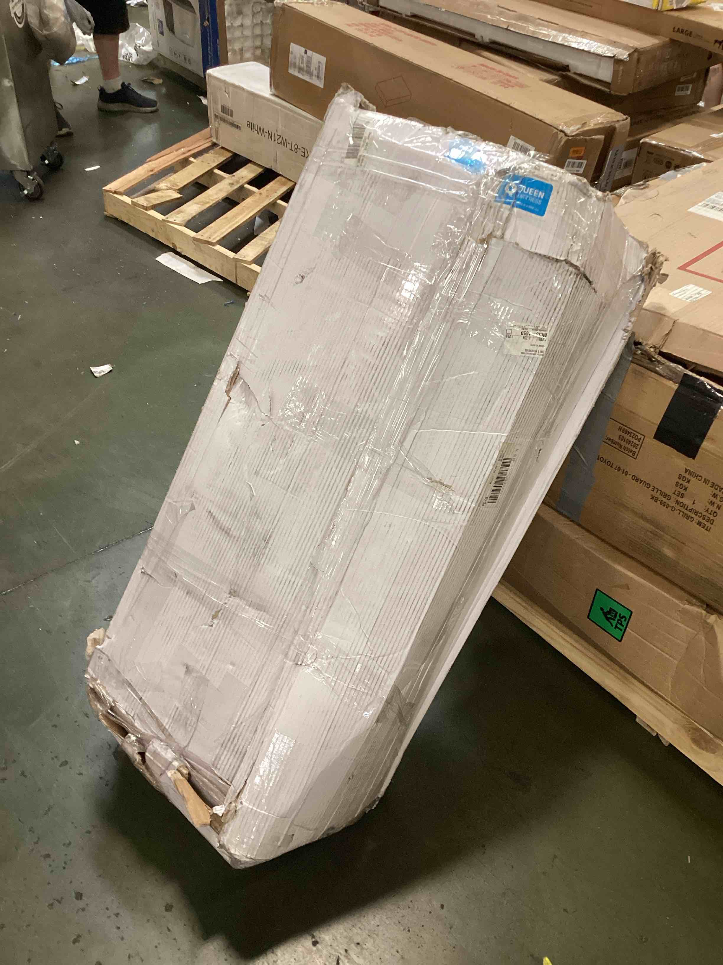 https://s3.amazonaws.com/lotting-images-prod/bidfta/PPE3678110_1750944818656.jpeg