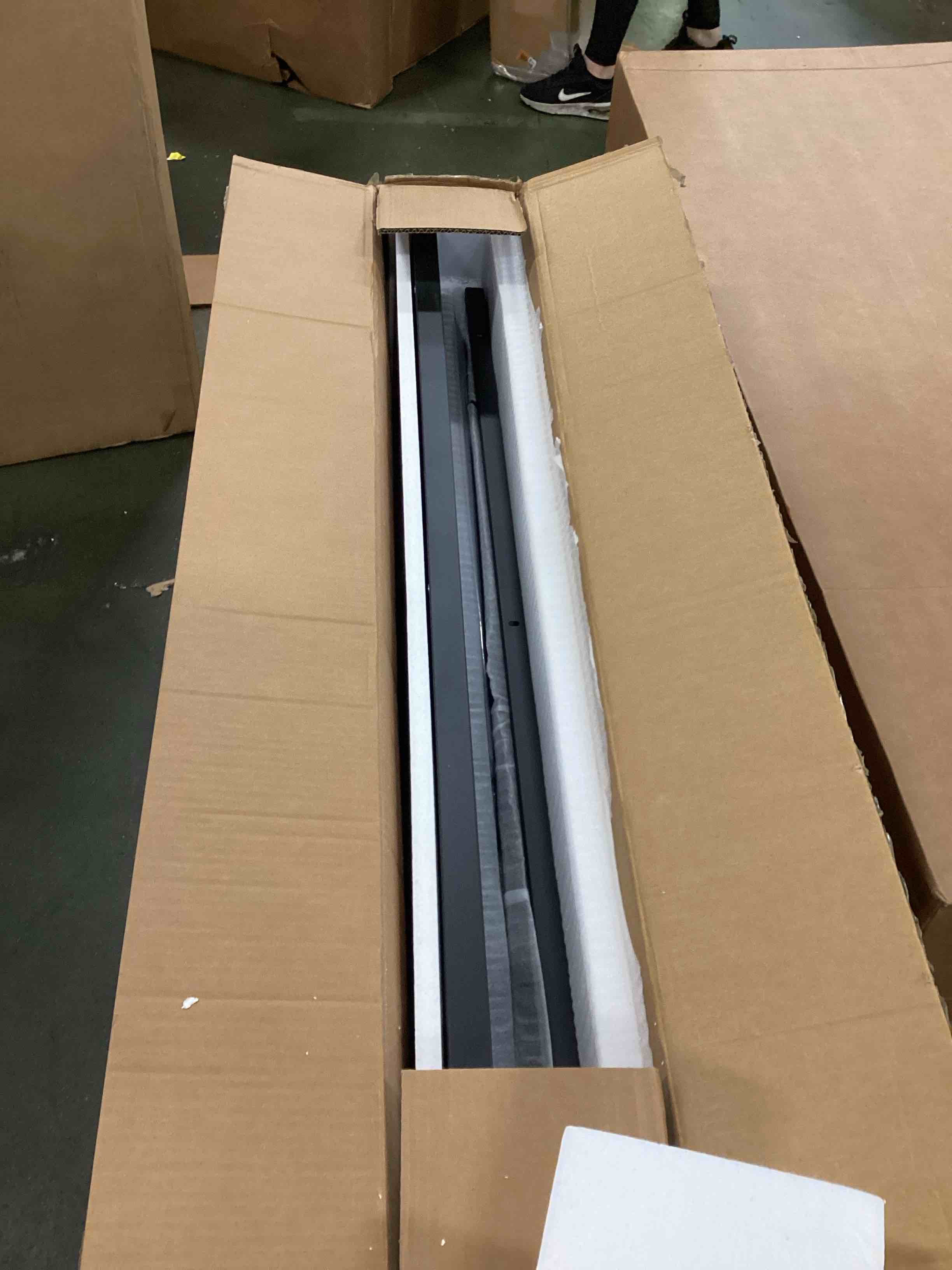 https://s3.amazonaws.com/lotting-images-prod/bidfta/PPE3678245_1751289150003.jpeg