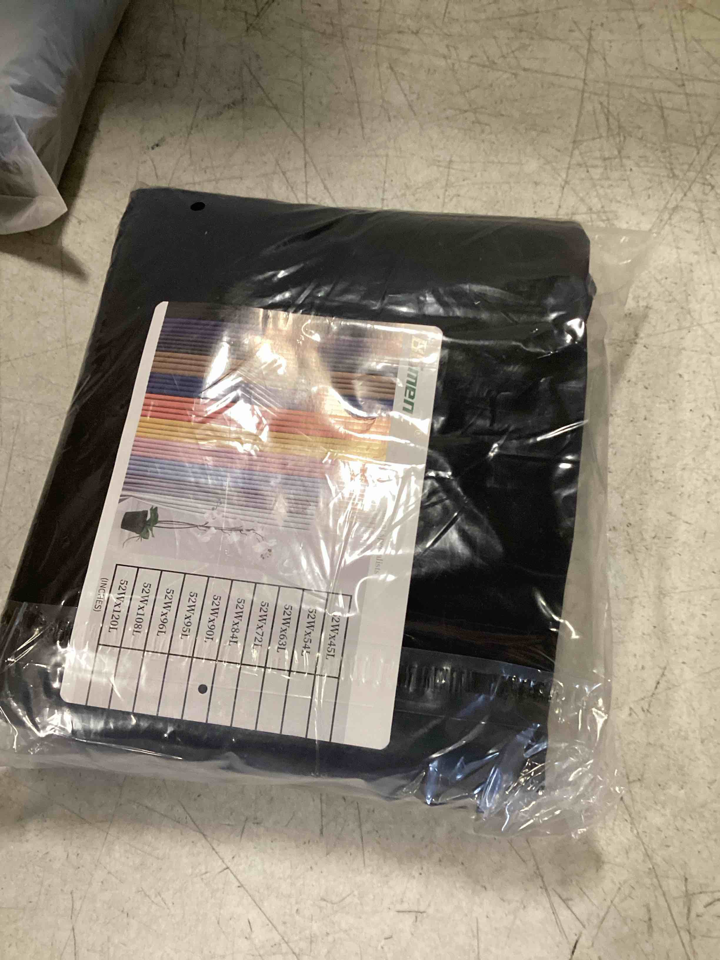 https://s3.amazonaws.com/lotting-images-prod/bidfta/PPE3681132_1749584832516.jpeg