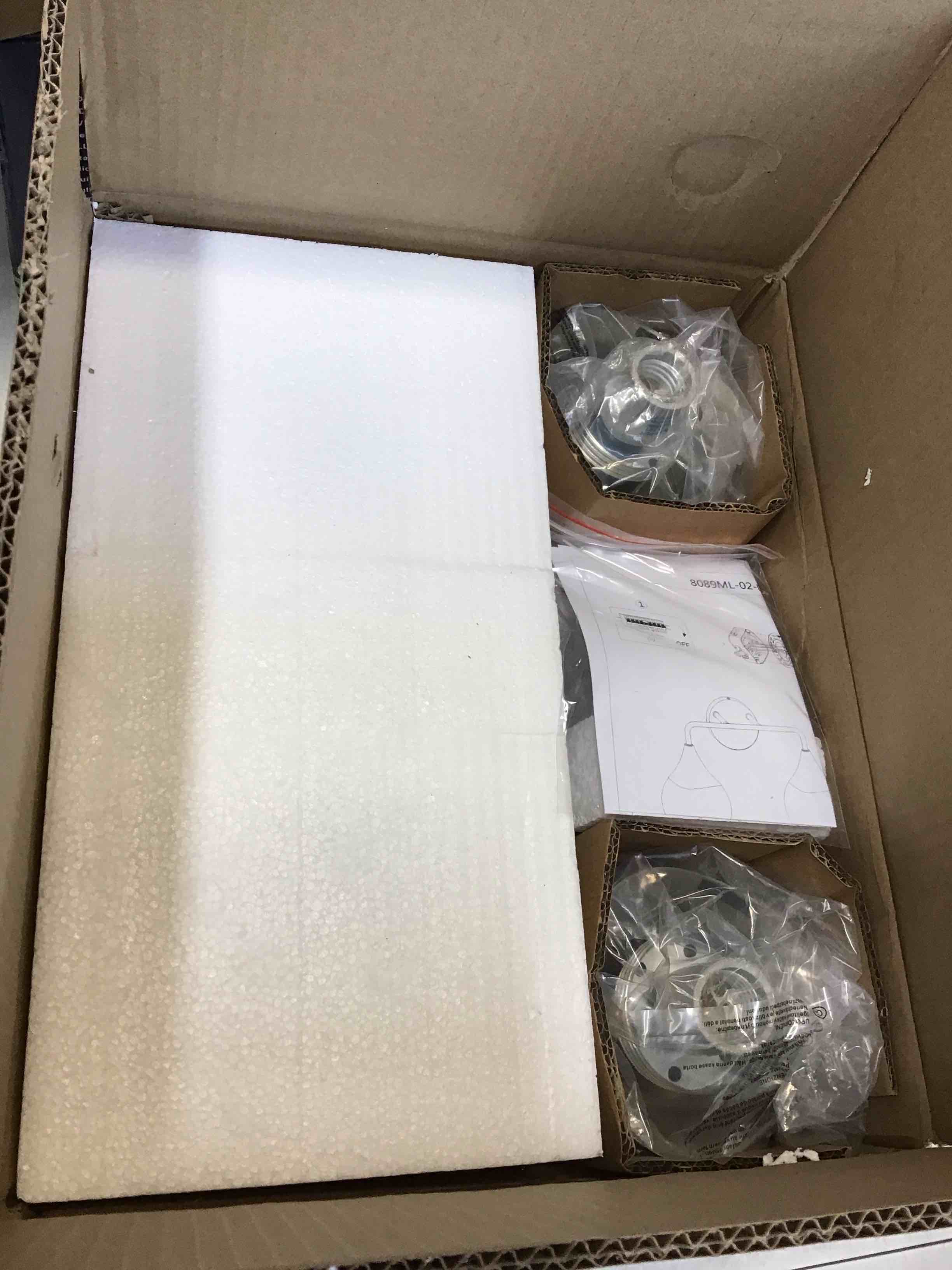 https://s3.amazonaws.com/lotting-images-prod/bidfta/PPE3682680_1749666193655.jpeg