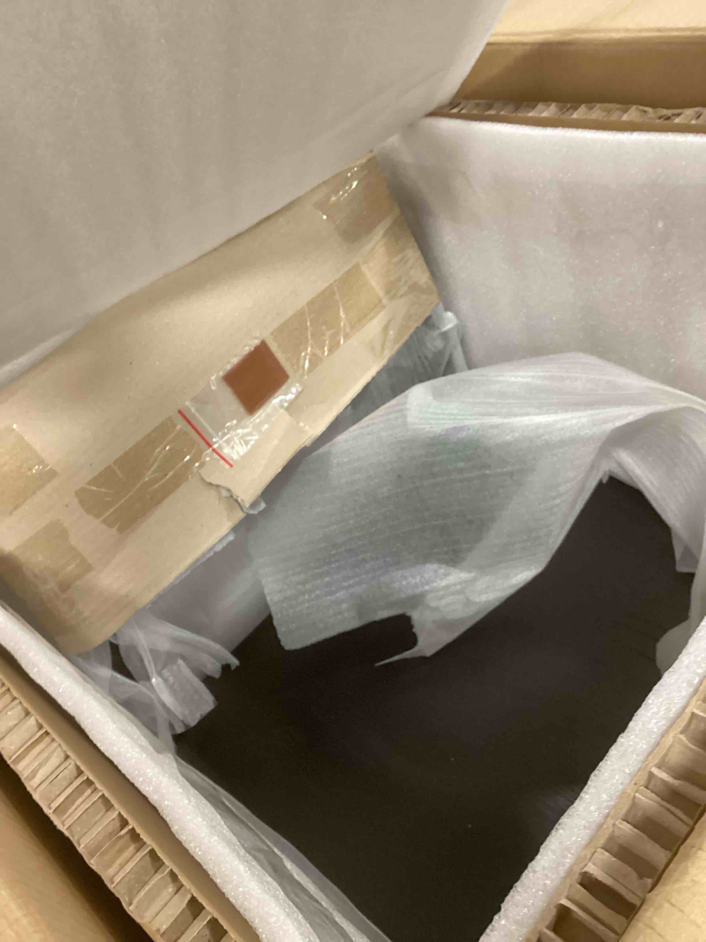 https://s3.amazonaws.com/lotting-images-prod/bidfta/PPE3685753_1747924369995.jpeg