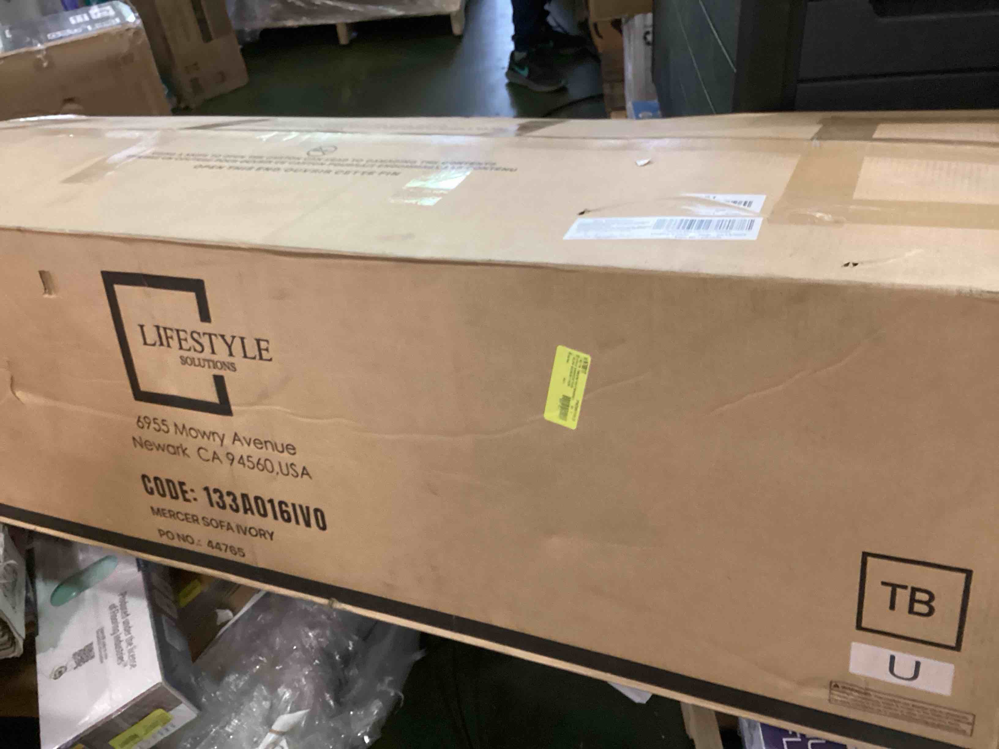 https://s3.amazonaws.com/lotting-images-prod/bidfta/PPE3686331_1749068225946.jpeg