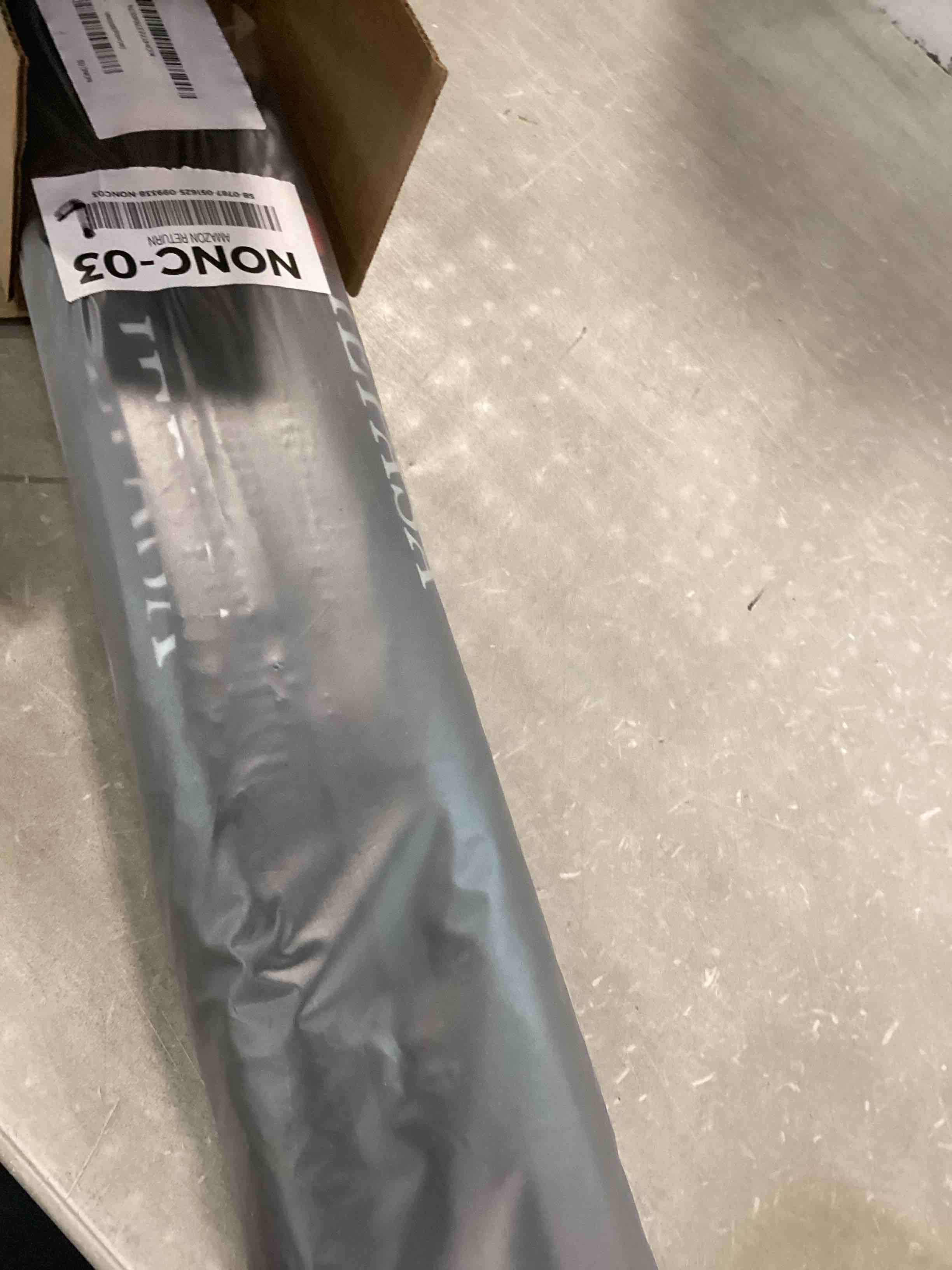 https://s3.amazonaws.com/lotting-images-prod/bidfta/PPE3686985_1749303930306.jpeg
