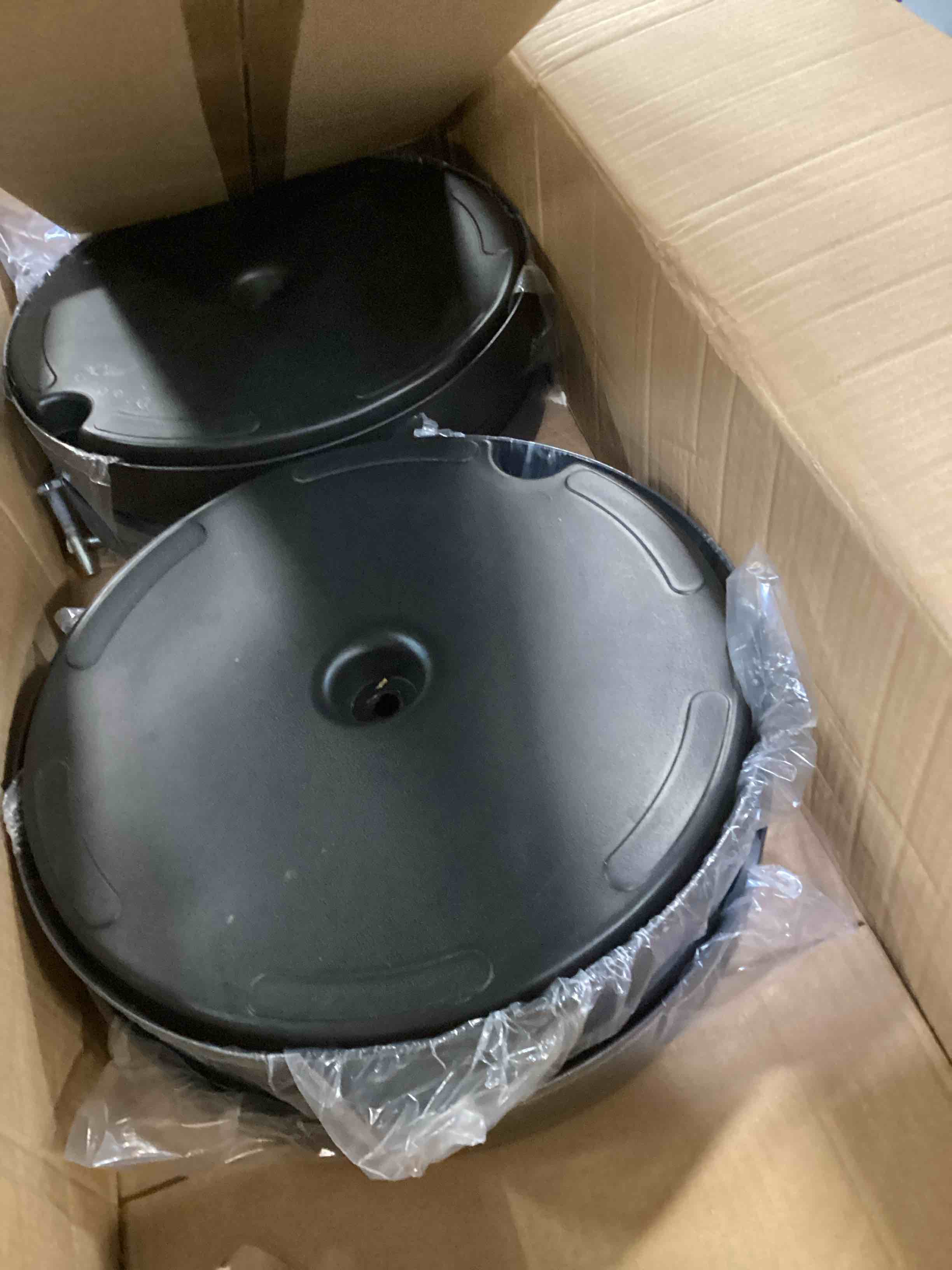 https://s3.amazonaws.com/lotting-images-prod/bidfta/PPE3687101_1749310097661.jpeg