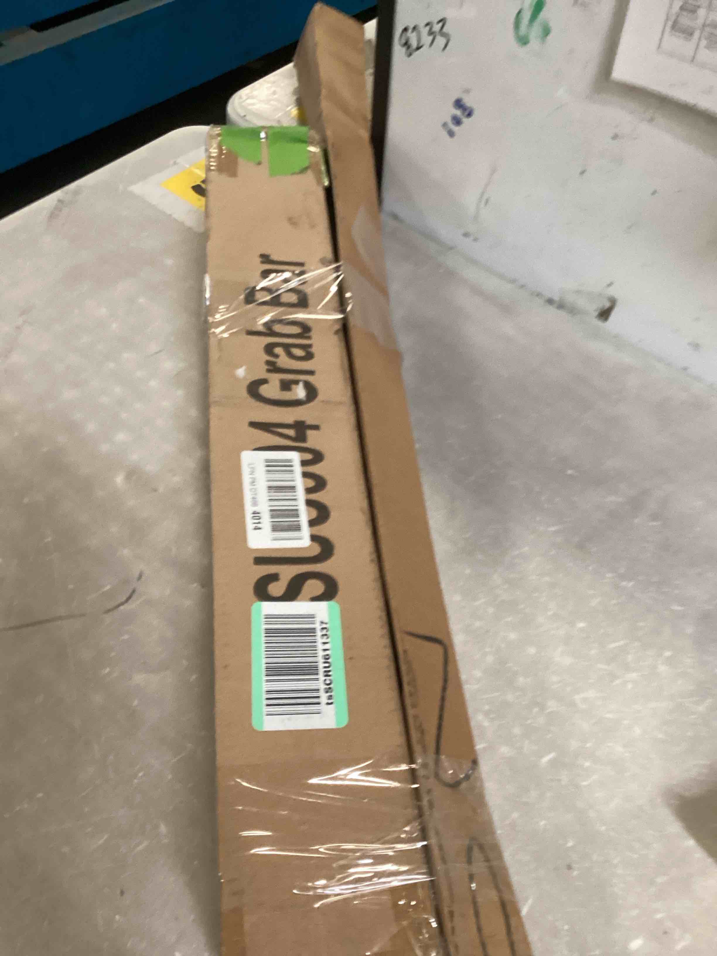 https://s3.amazonaws.com/lotting-images-prod/bidfta/PPE3687135_1749321223812.jpeg